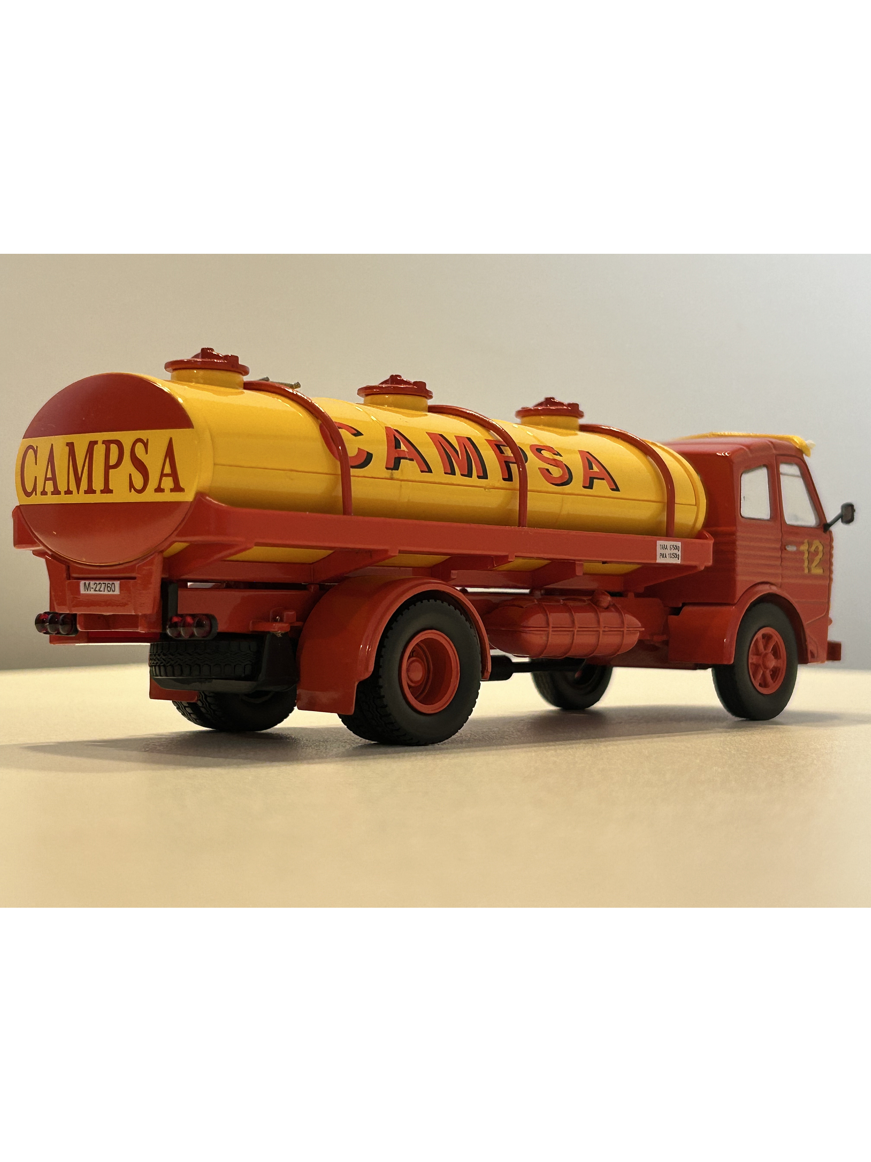 Pegaso Z-206 CAMPSA 1956 – IXO 1:43 | Camión Histórico Español - Coleccionable 5