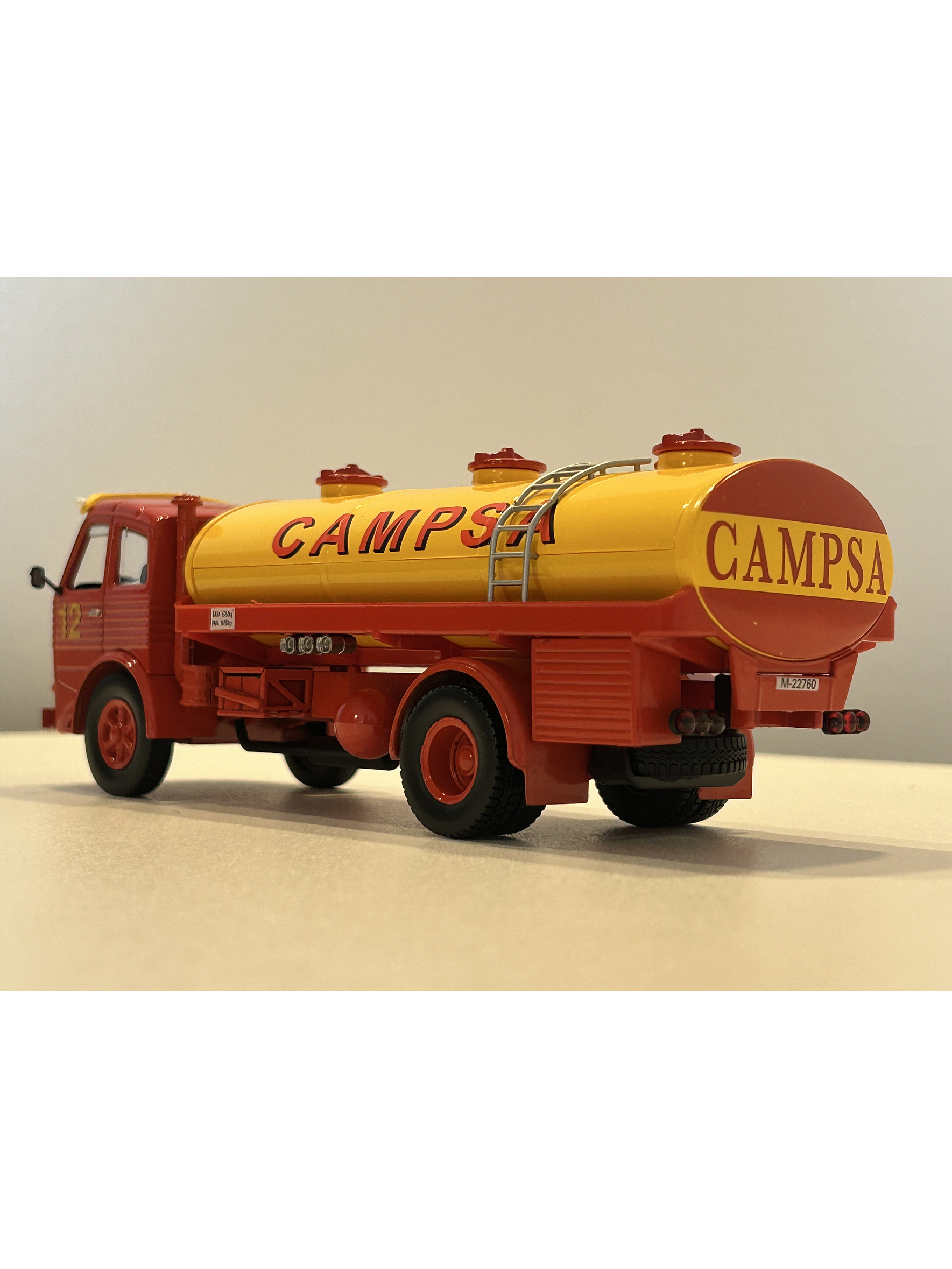 Pegaso Z-206 CAMPSA 1956 – IXO 1:43 | Camión Histórico Español - Coleccionable 7