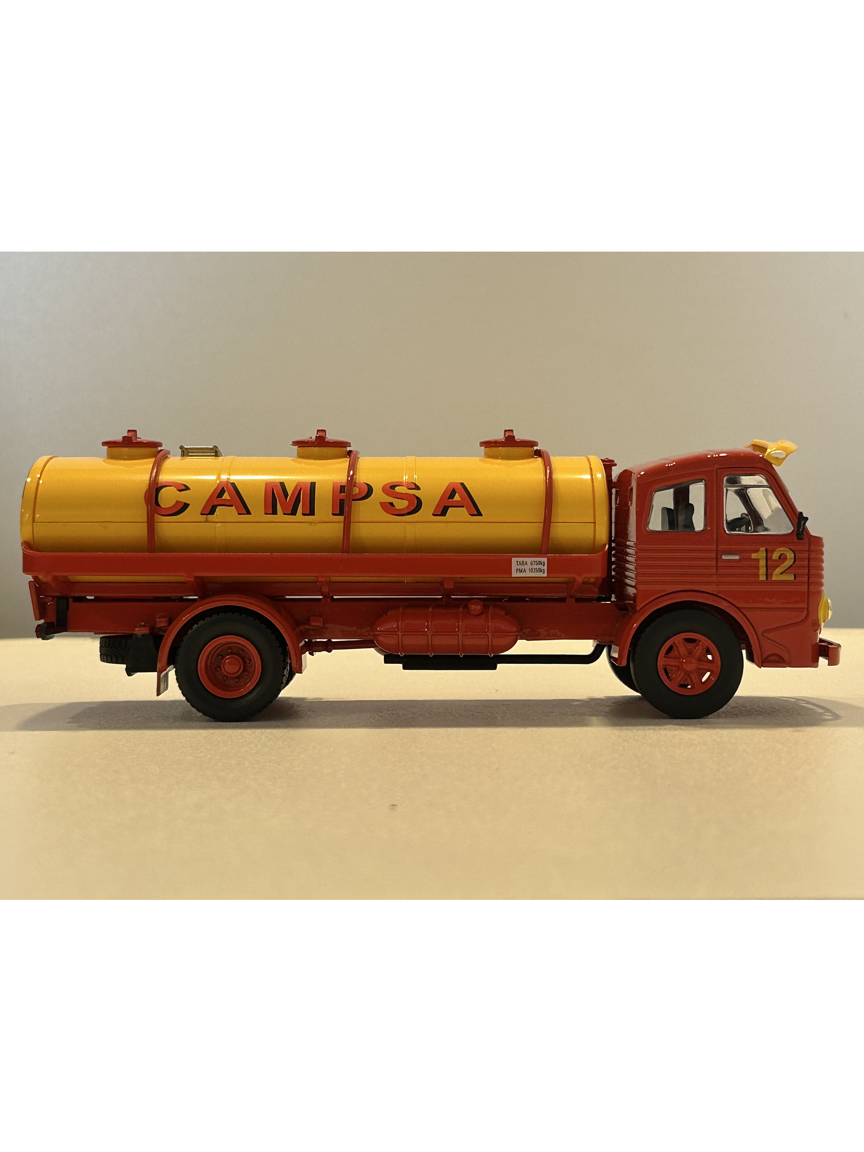 Pegaso Z-206 CAMPSA 1956 – IXO 1:43 | Camión Histórico Español - Coleccionable 4