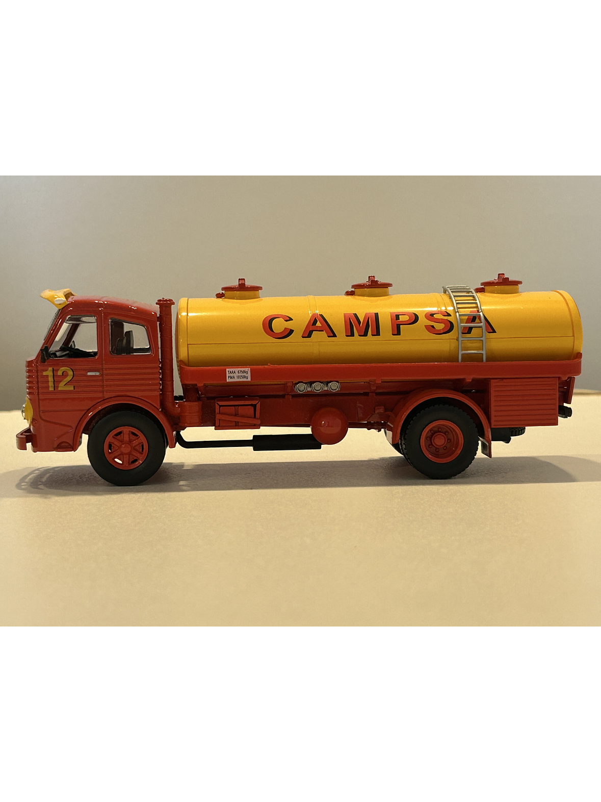 Pegaso Z-206 CAMPSA 1956 – IXO 1:43 | Camión Histórico Español - Coleccionable 8