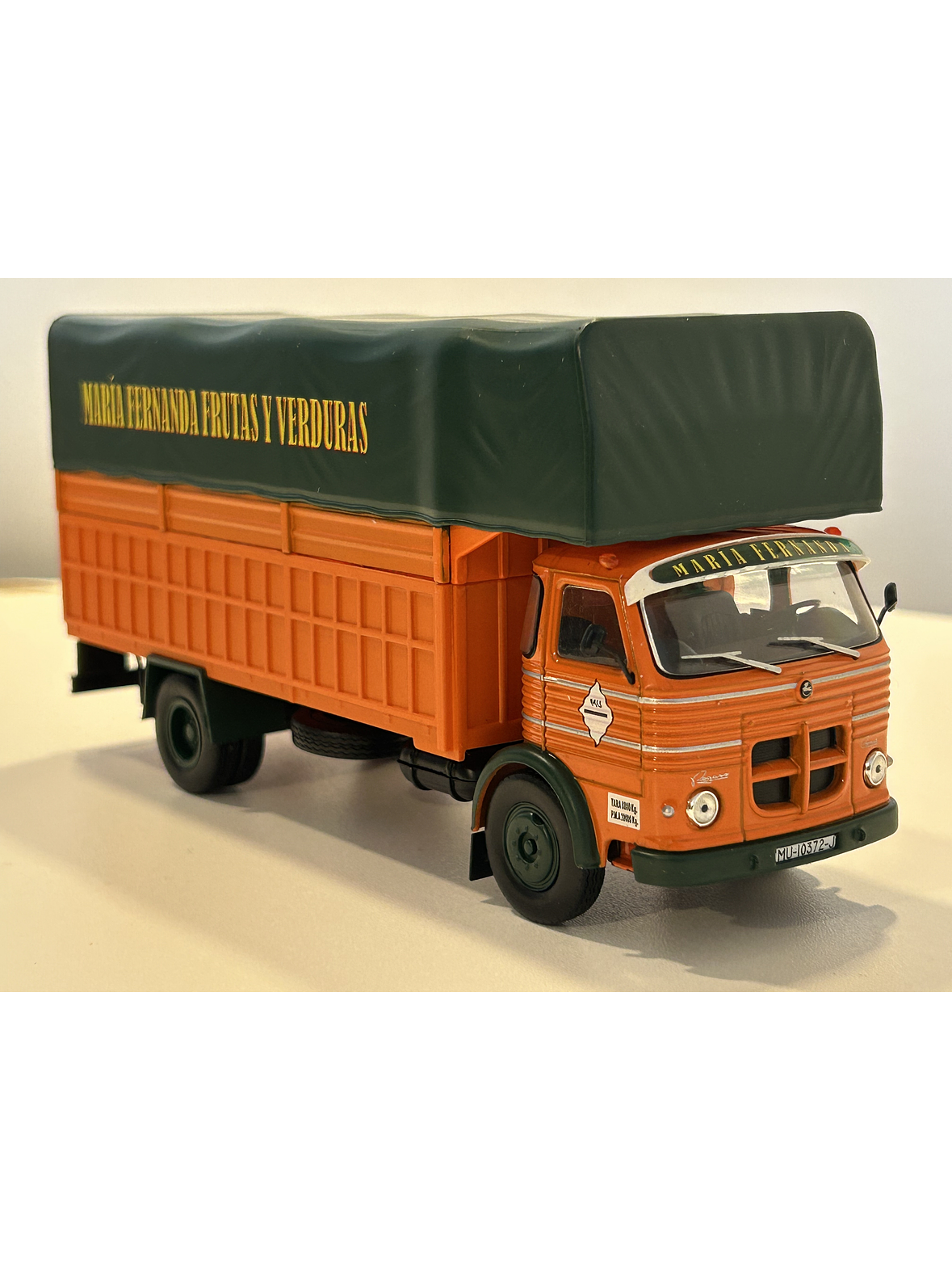 Pegaso Comet 1095 Frutas y Verduras 1963 IXO Models 1:43 – Camión clásico de colección 9