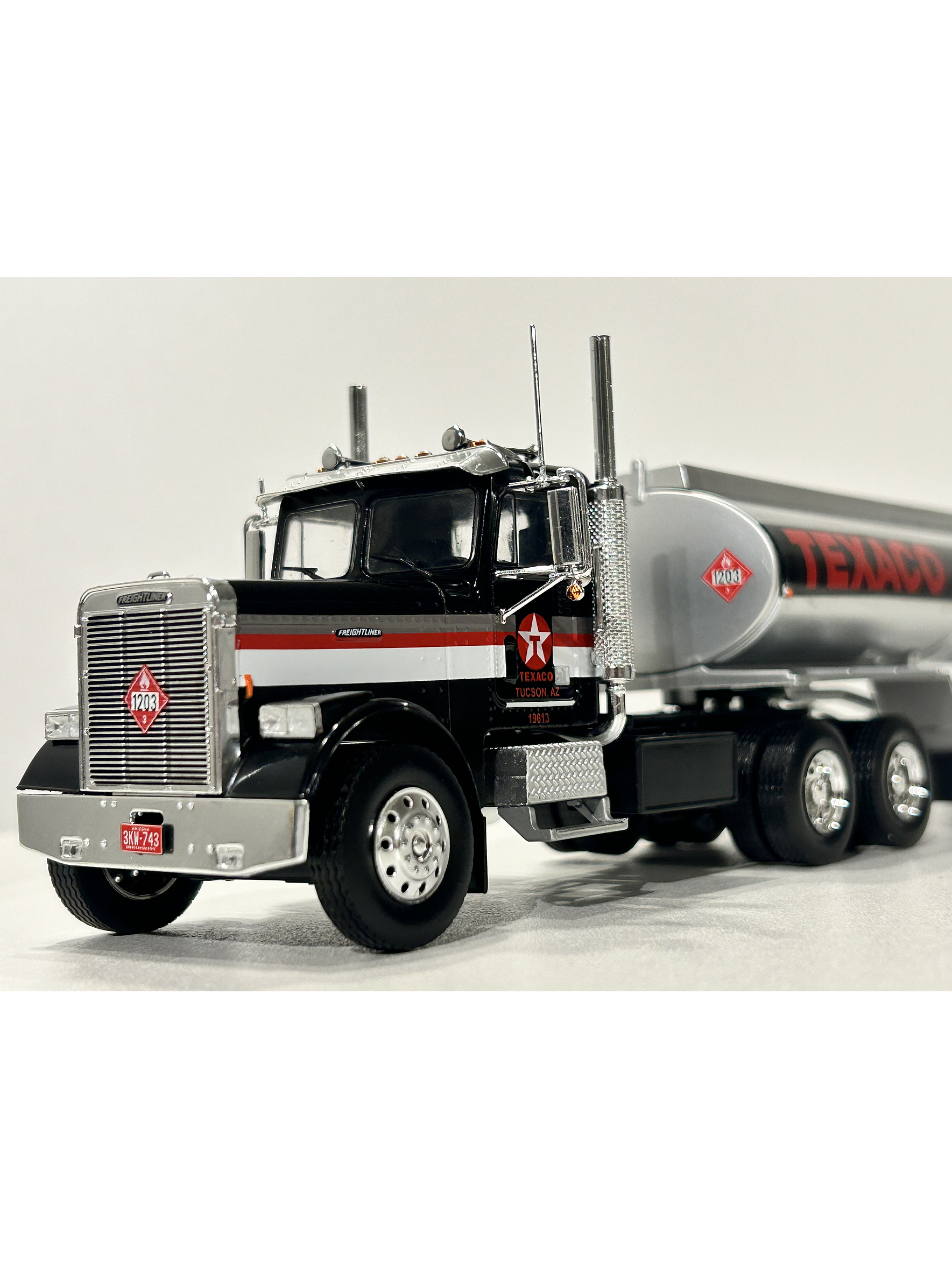 Freightliner FLC 120 64T (1977) Texaco – Camión Clásico Americano – 1:43 2