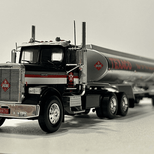 Freightliner FLC 120 64T (1977) Texaco – Camión Clásico Americano – 1:43