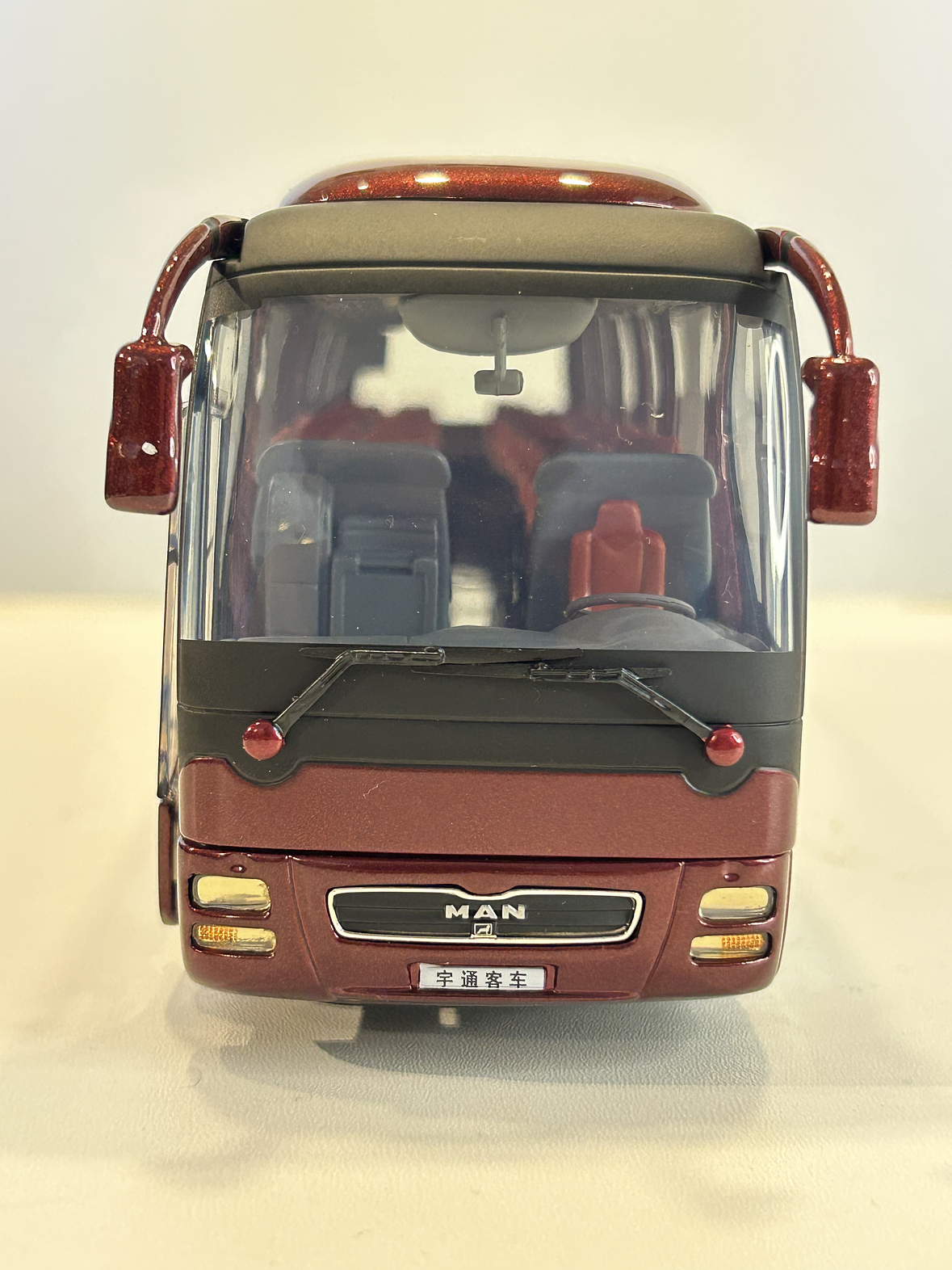 Yutong Bus MAN RheinSTAR ZK6120R41 – Tour de Lujo | Modelo a Escala 1:42 Aleación Metal 3