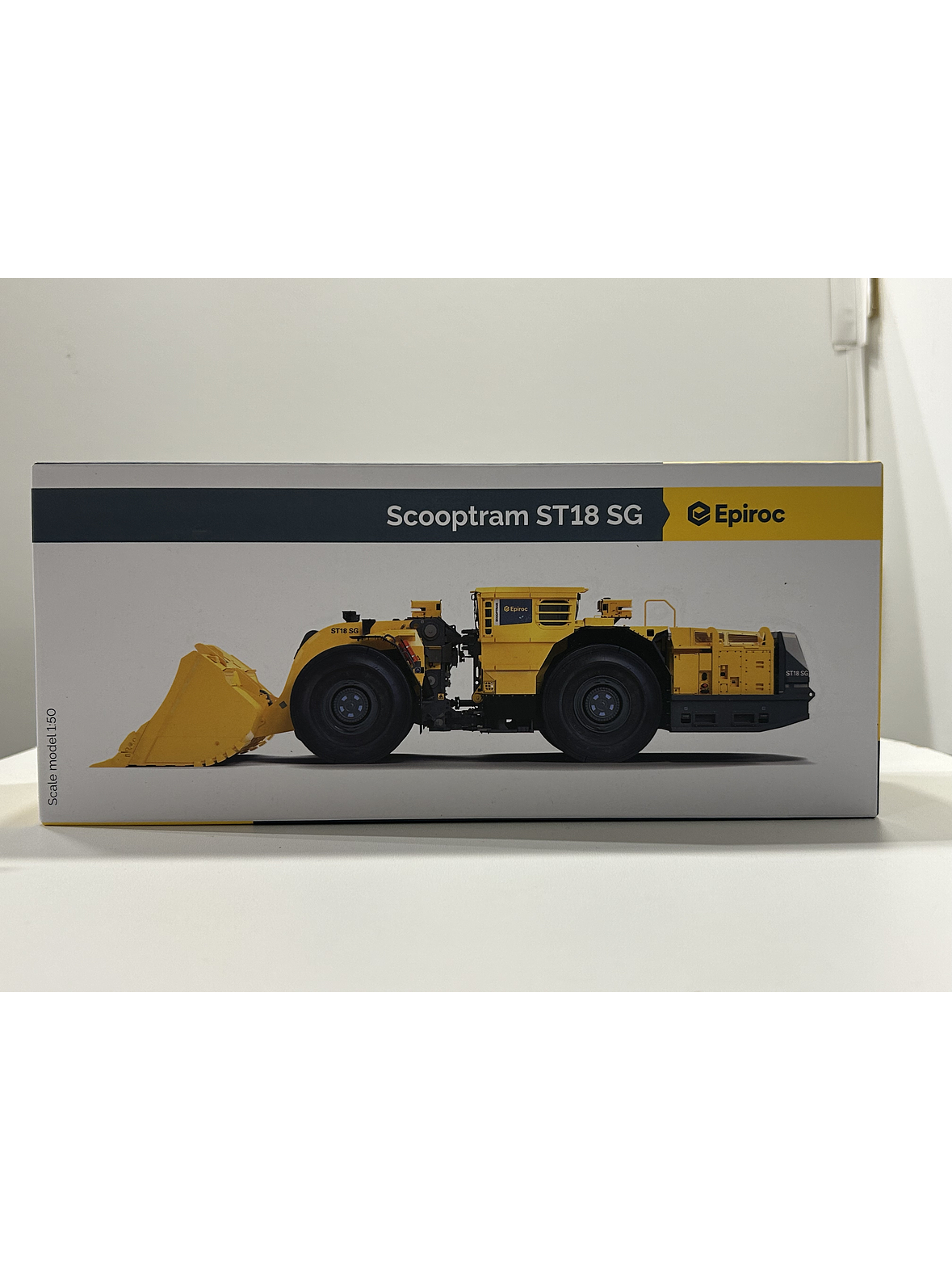 Epiroc Scooptram ST18 SG – 1:50 | Modelo a Escala de Cargador Subterráneo Minero 10