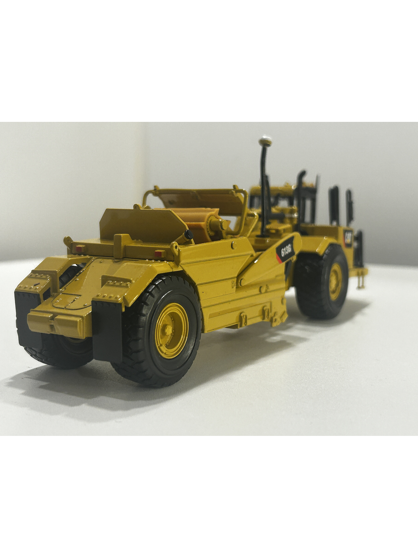 CAT 623G Elevating Scraper – Maquinaria minera y construcción | Modelo a escala 5