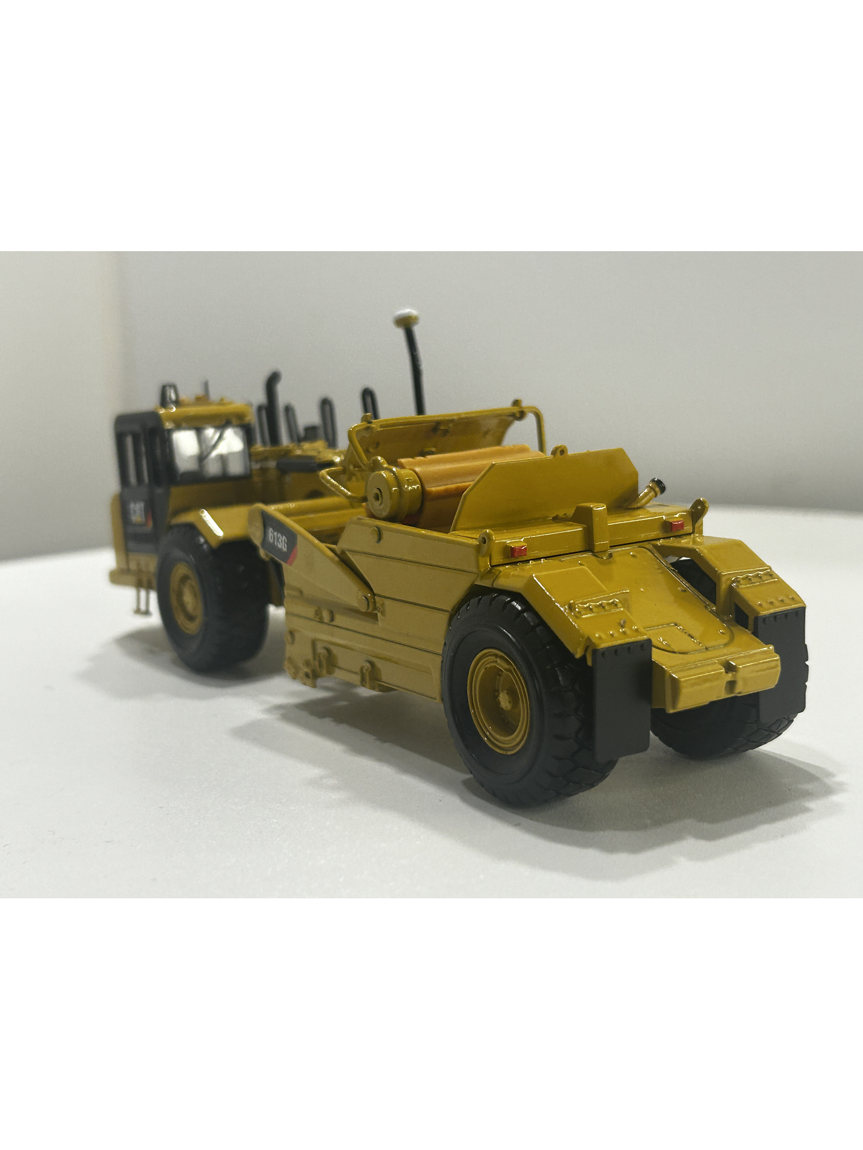 CAT 623G Elevating Scraper – Maquinaria minera y construcción | Modelo a escala 6