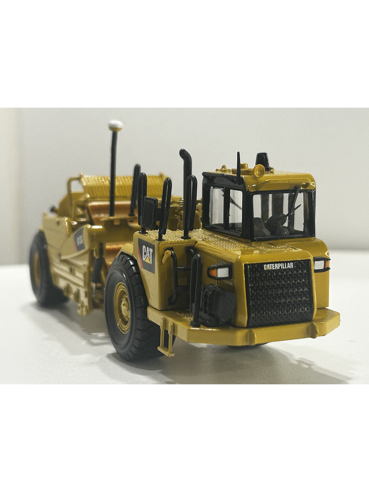 CAT 623G Elevating Scraper – Maquinaria minera y construcción | Modelo a escala 3