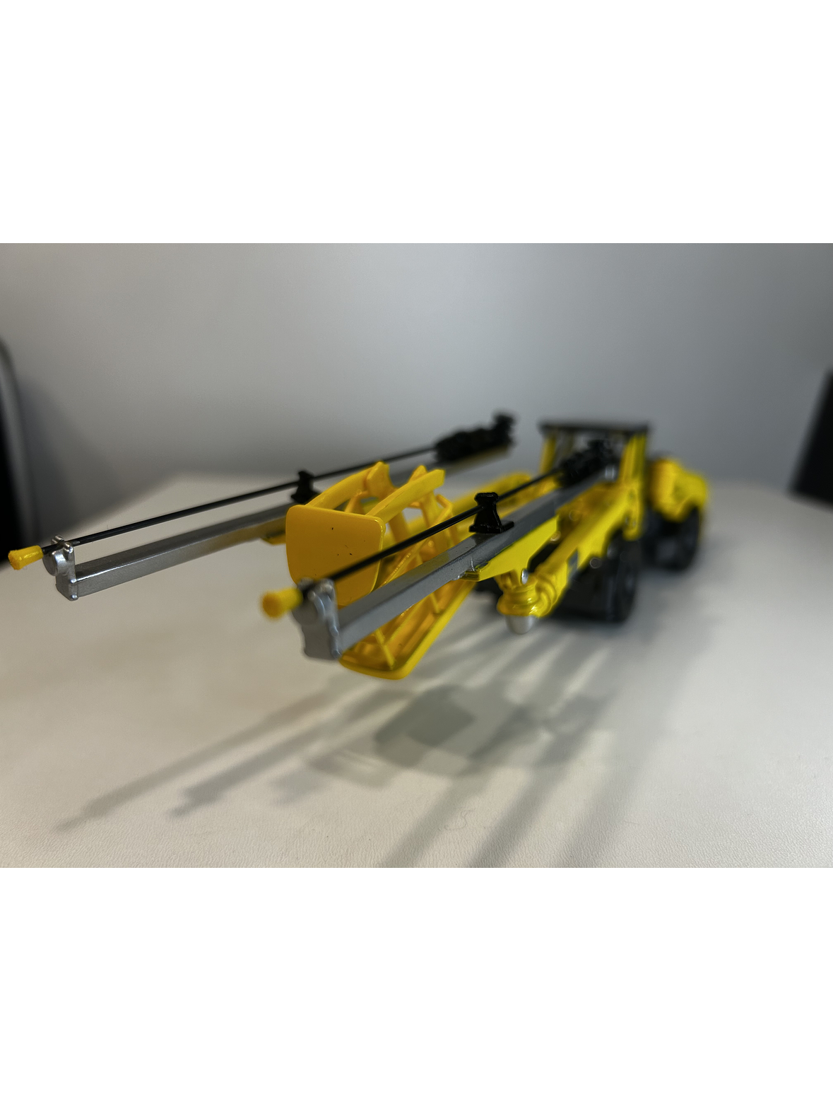 Epiroc Boomer E2 1:50 – Jumbo de perforación a escala para minería subterránea | Modelo coleccionable 3