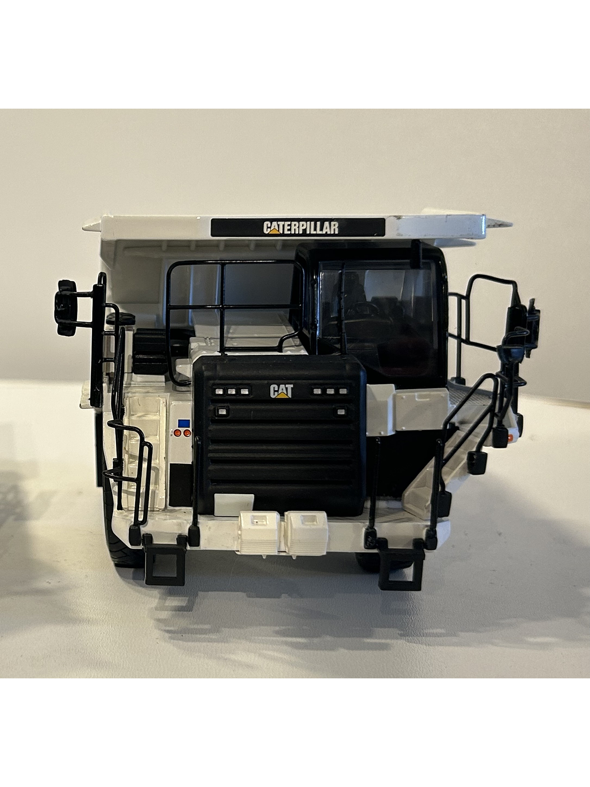 CAT 775G Norscot 1:50 – Edición Especial - Camión Minero a Escala Coleccionable en Chile (Sin caja original) 2