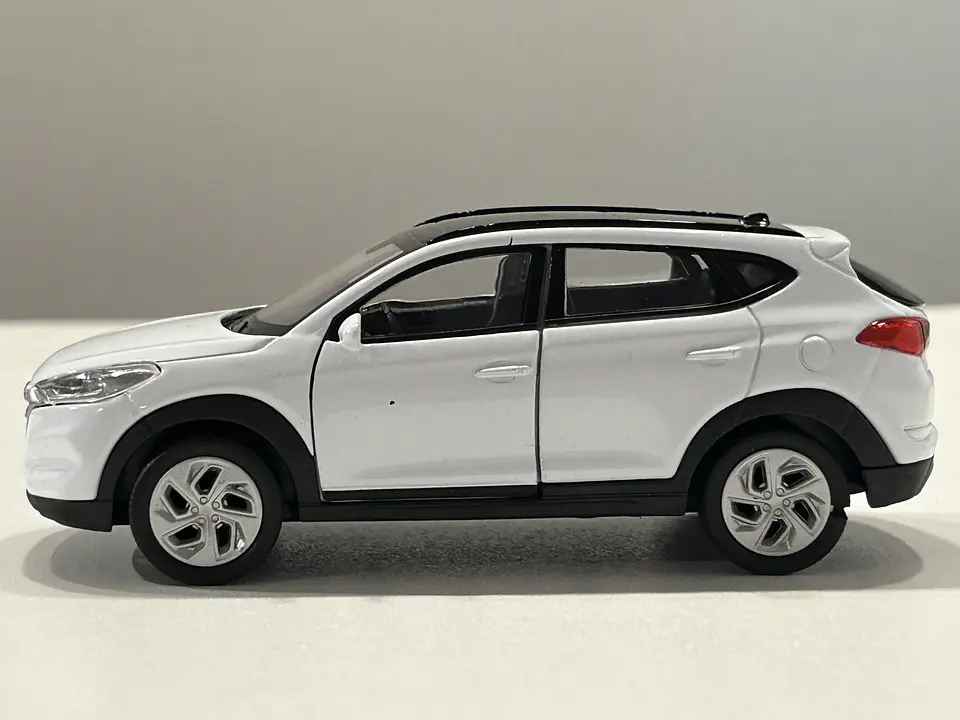 Auto Hyundai Tucson SUV | Welly 1:32 Coleccionable 9