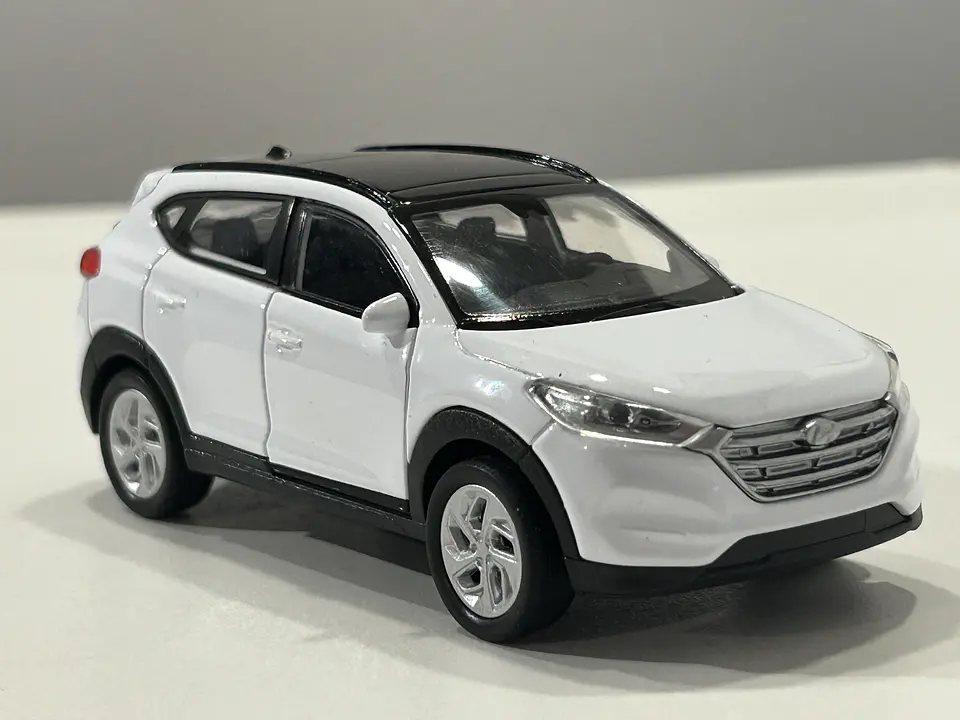 Auto Hyundai Tucson SUV | Welly 1:32 Coleccionable 10