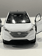 Hyundai Tucson SUV – Modelo a Escala Welly 1:32 | Detalle Realista y Coleccionismo Automotriz - Miniatura 3