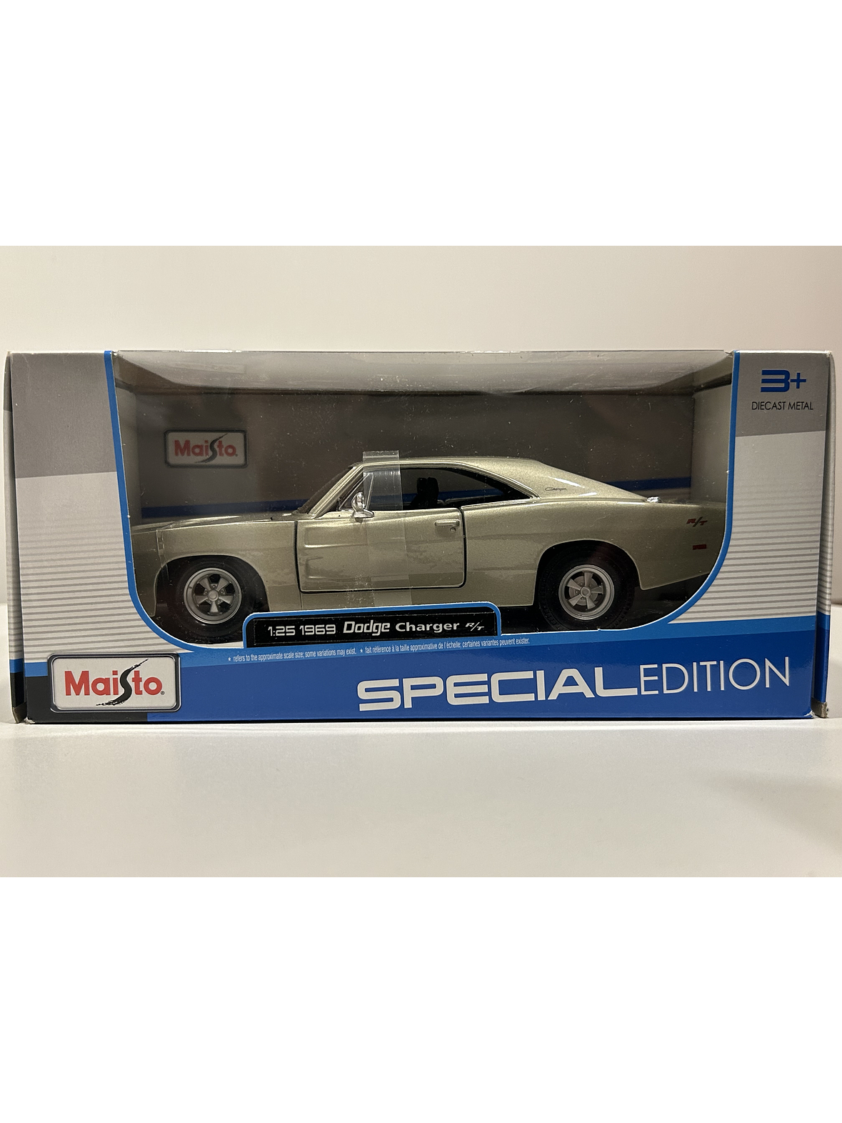 Dodge Charger R/T 1969 – Modelo a Escala 1:25 - Maisto Special Editions - Diecast Coleccionable 10
