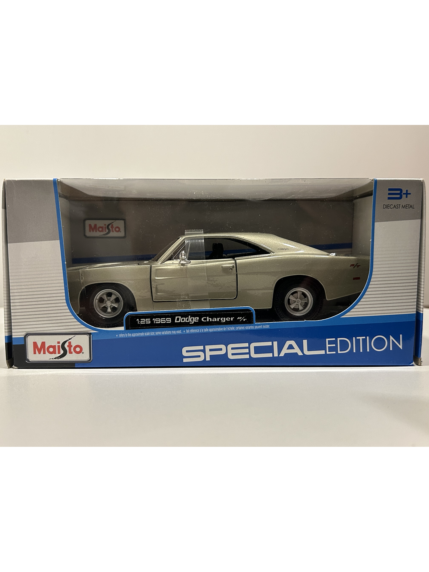 Dodge Charger R/T 1969 – Modelo a Escala 1:25 - Maisto Special Editions - Diecast Coleccionable 10