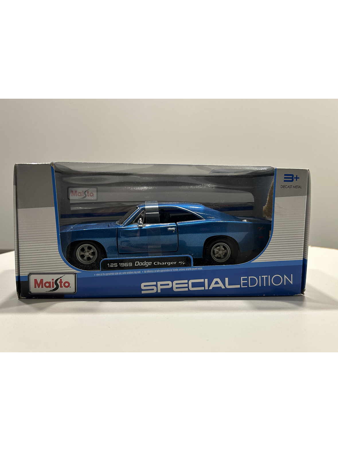 Dodge Charger R/T 1969 – Modelo a Escala 1:25 - Maisto Special Editions - Diecast Coleccionable 20