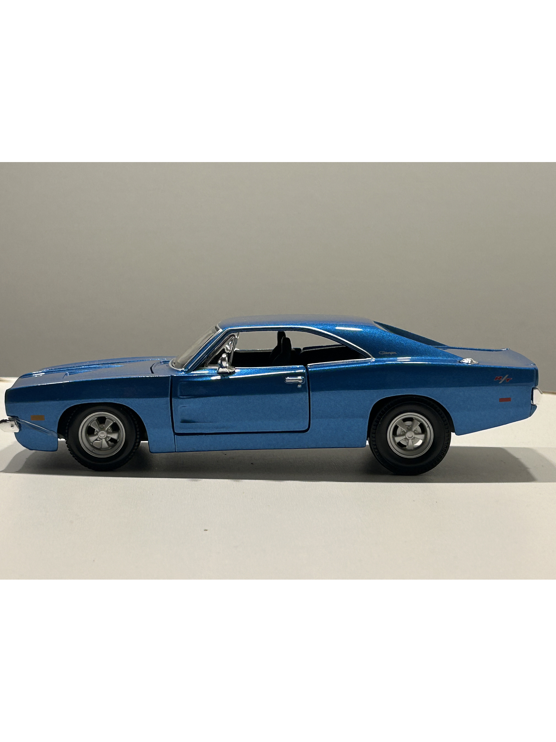 Dodge Charger R/T 1969 – Modelo a Escala 1:25 - Maisto Special Editions - Diecast Coleccionable 19