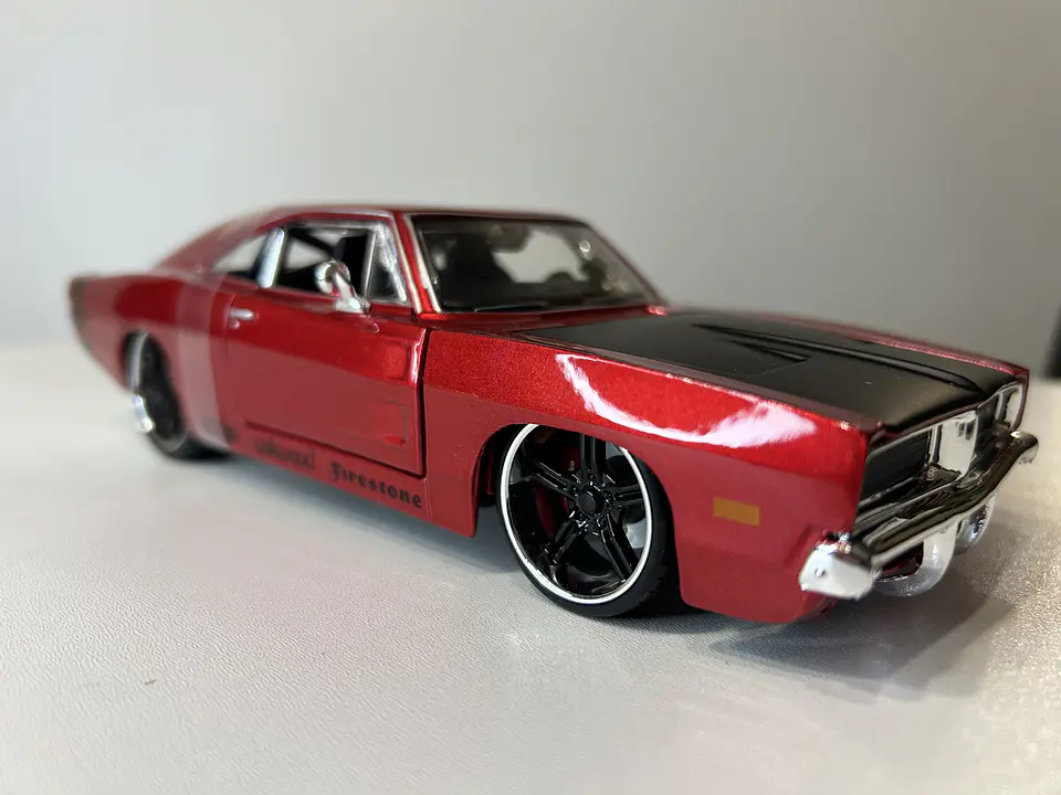 Auto Dodge Charger R/T 1969 | Maisto Escala 1:25 24
