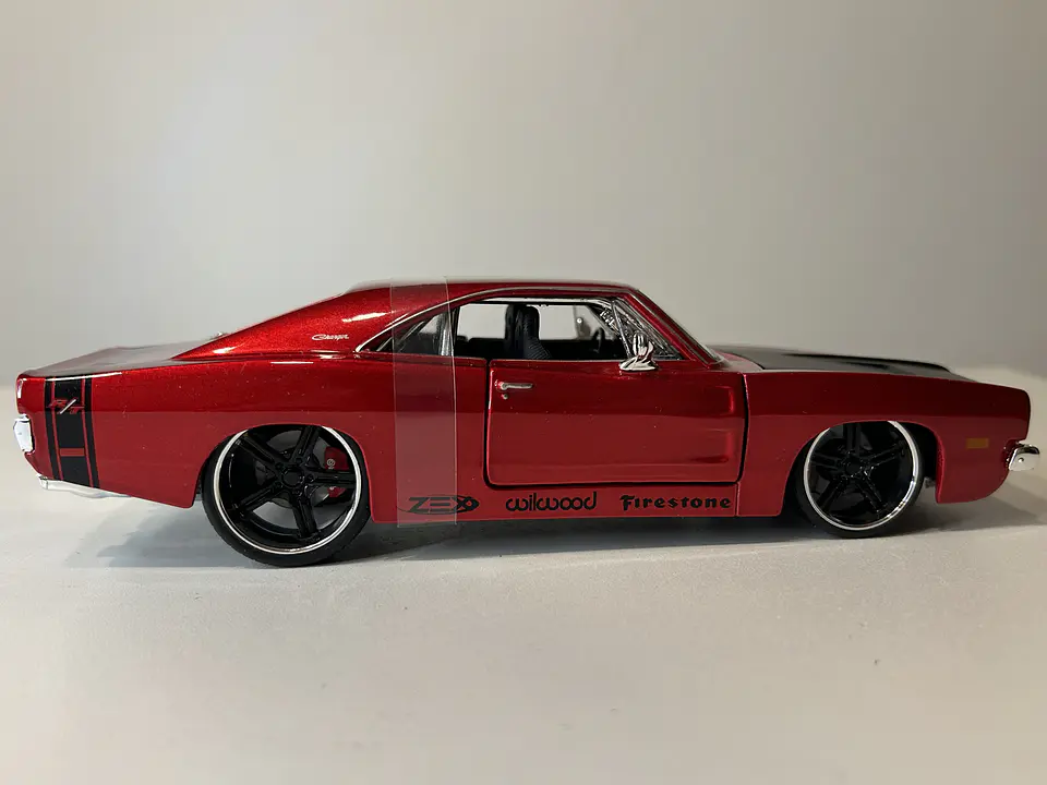 Auto Dodge Charger R/T 1969 | Maisto Escala 1:25 26