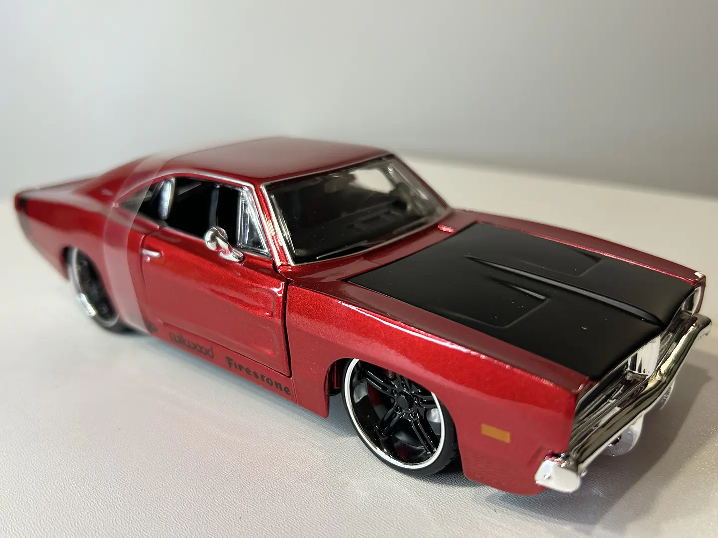 Auto Dodge Charger R/T 1969 | Maisto Escala 1:25 33