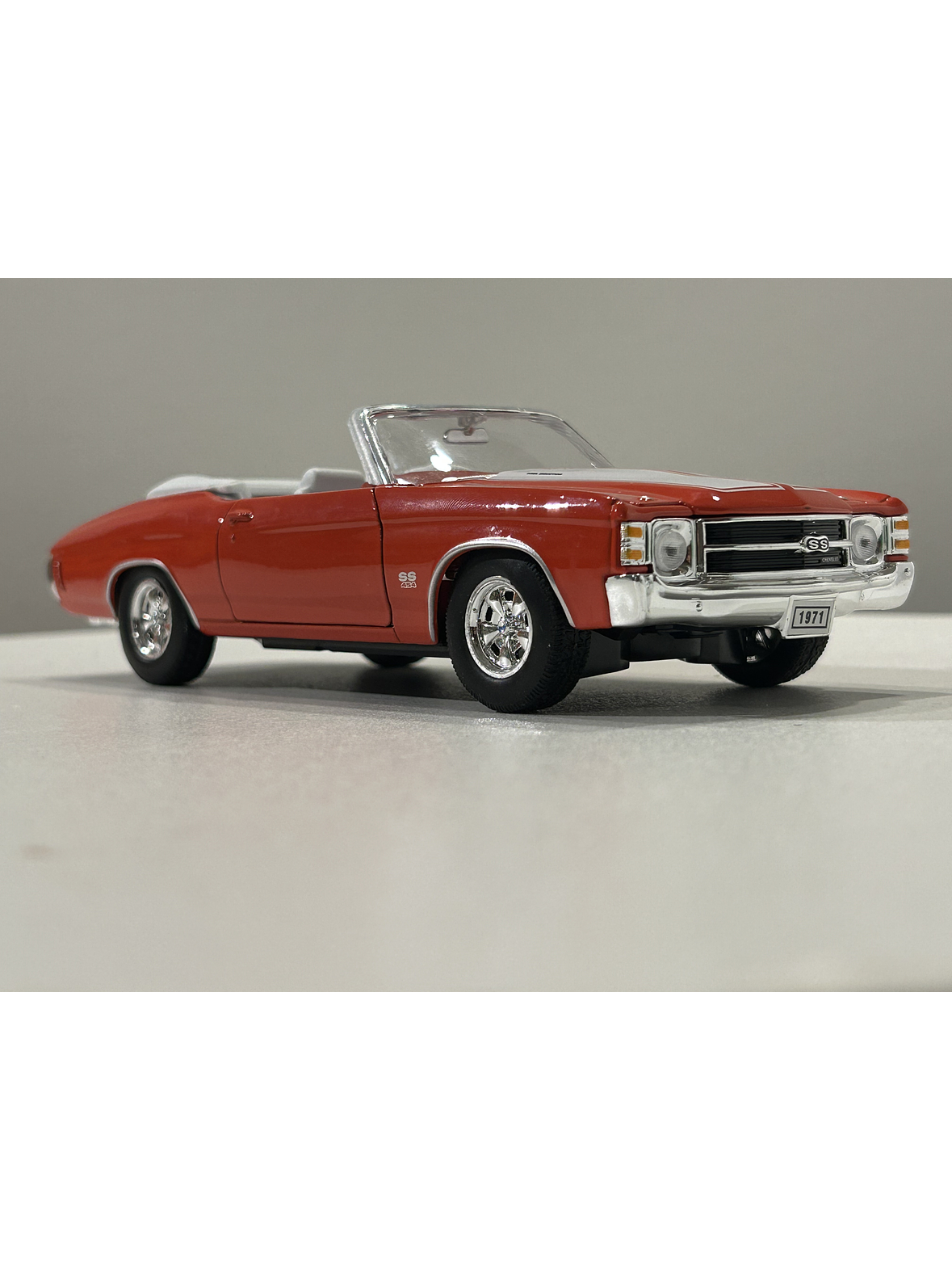 Chevrolet Chevelle SS 454 Convertible 1971 – Modelo a Escala 1:24 Welly Diecast Coleccionable 10