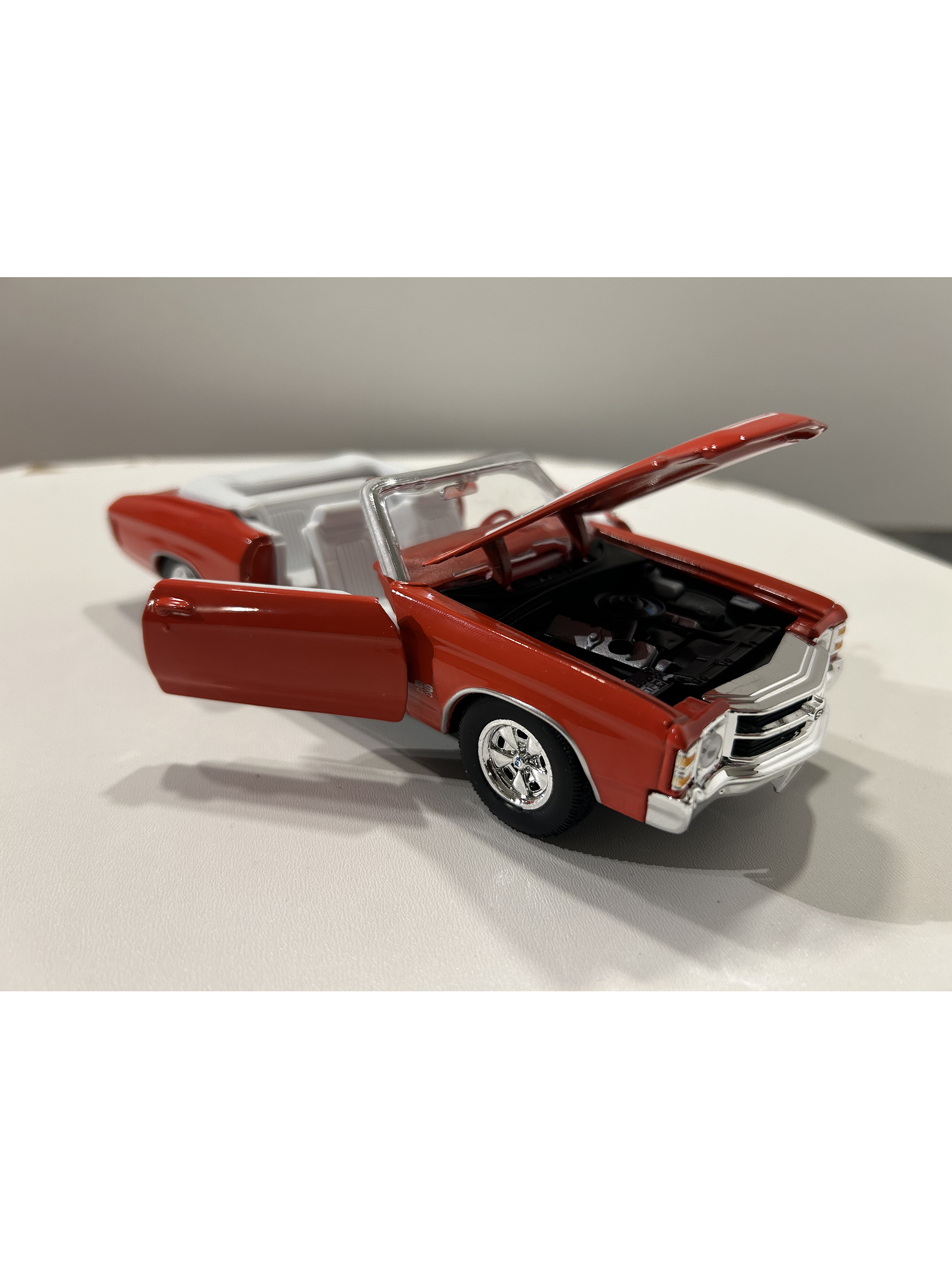 Chevrolet Chevelle SS 454 Convertible 1971 – Modelo a Escala 1:24 Welly Diecast Coleccionable 4