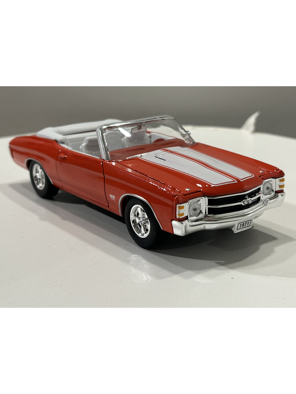 Chevrolet Chevelle SS 454 Convertible 1971 – Modelo a Escala 1:24 Welly Diecast Coleccionable 3