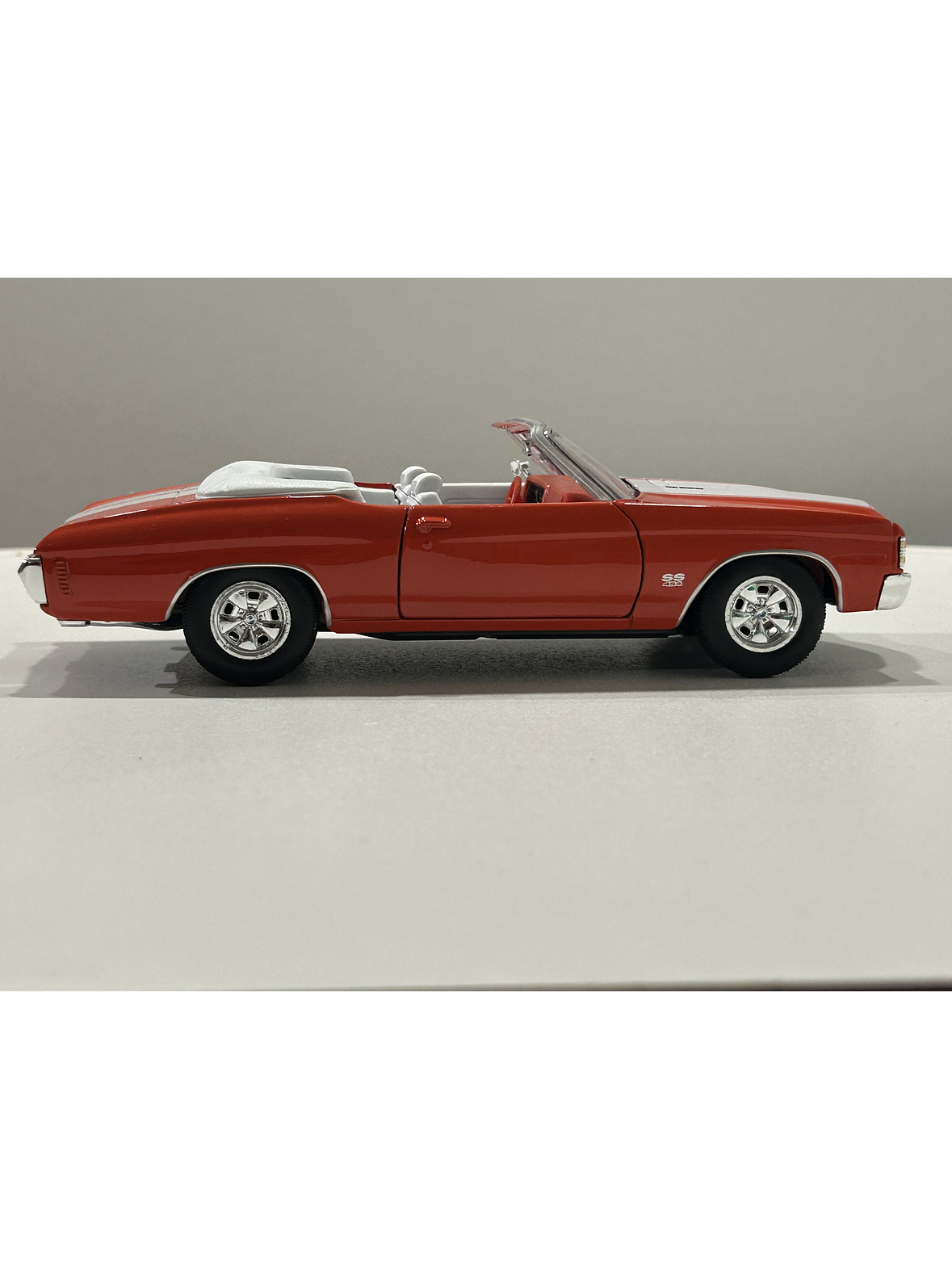 Chevrolet Chevelle SS 454 Convertible 1971 – Modelo a Escala 1:24 Welly Diecast Coleccionable 5