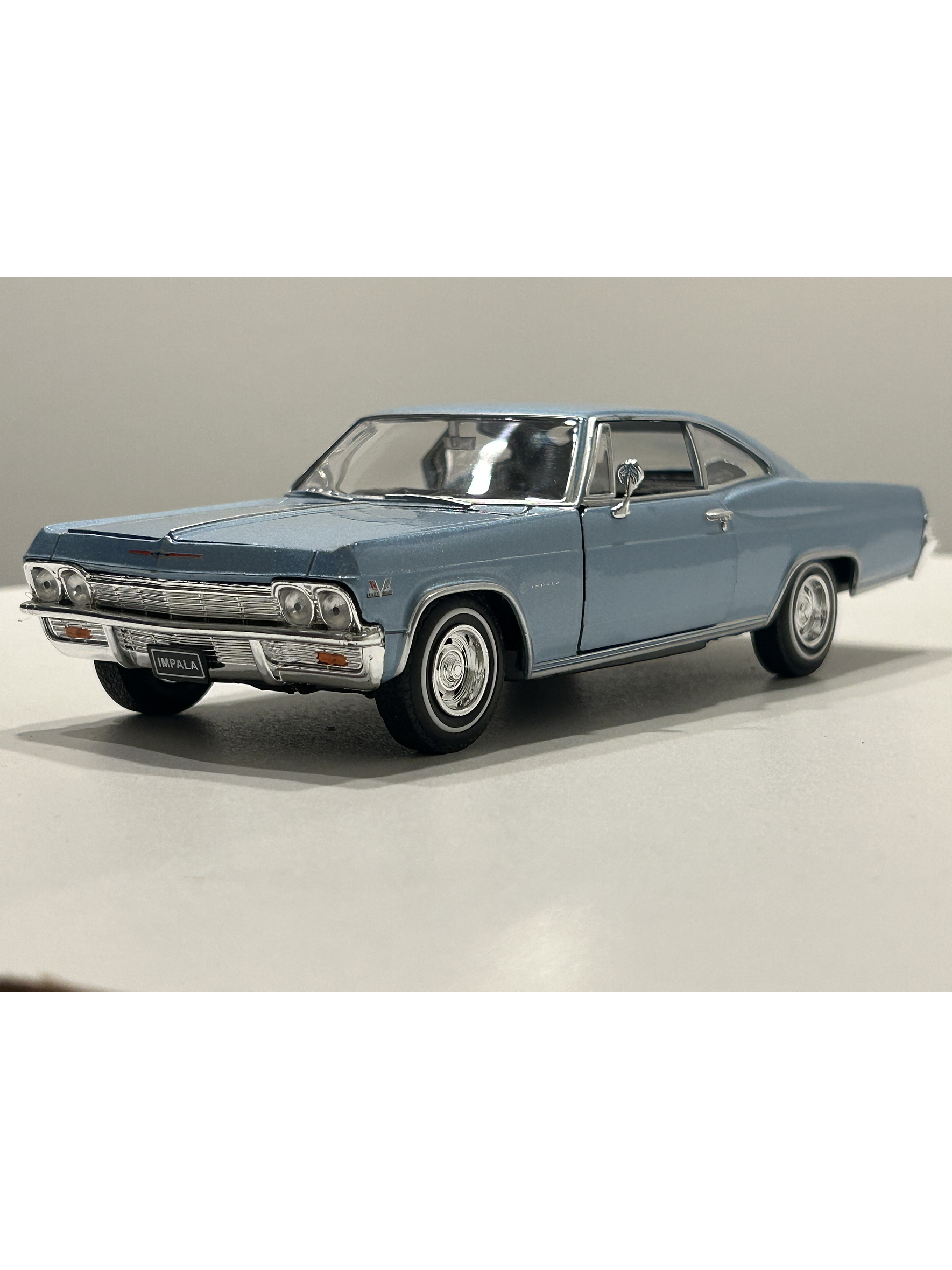 Chevrolet Impala SS 396 1965 – Modelo a Escala 1:24 Welly Diecast Coleccionable 1