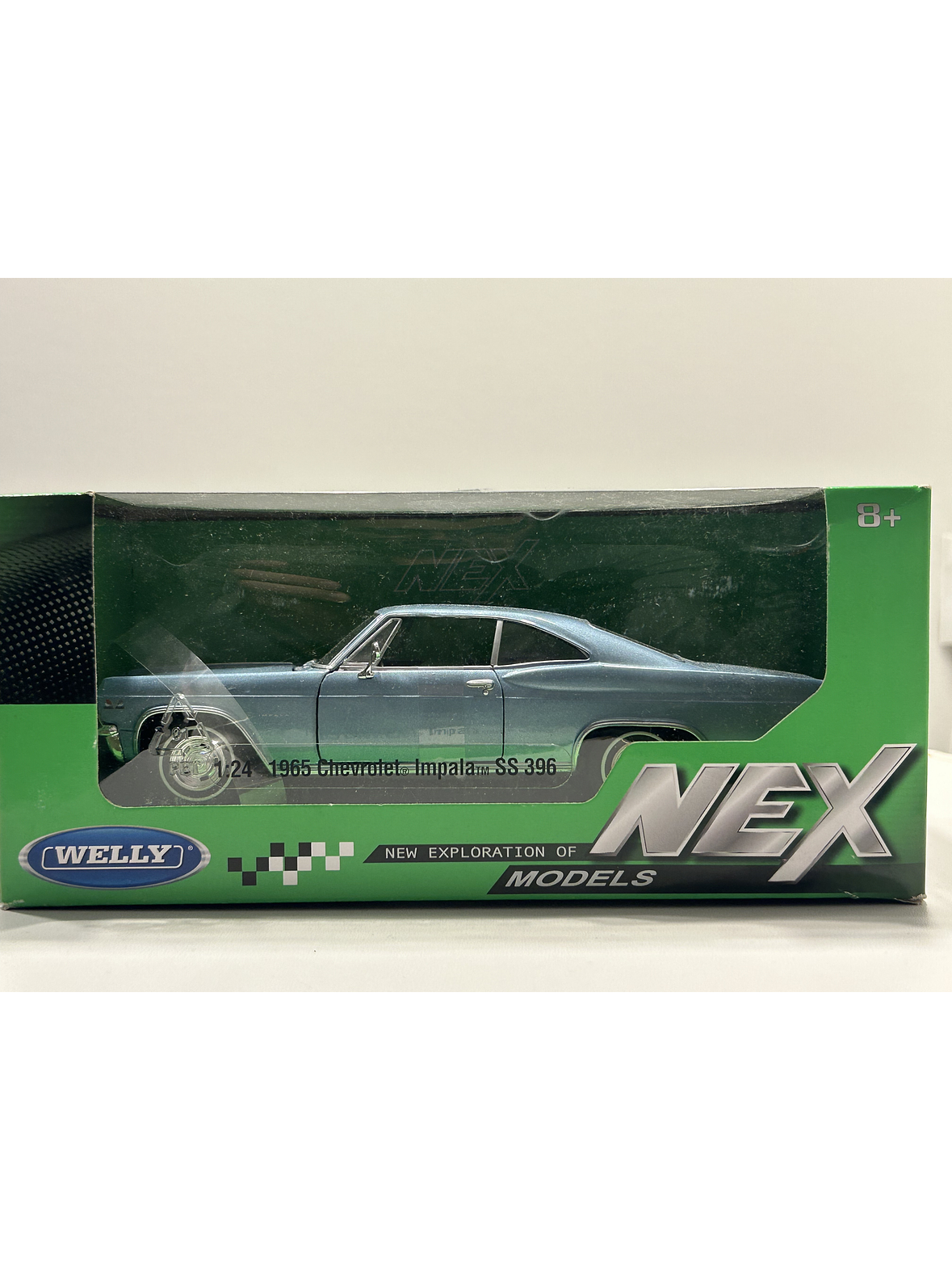 Chevrolet Impala SS 396 1965 – Modelo a Escala 1:24 Welly Diecast Coleccionable 12