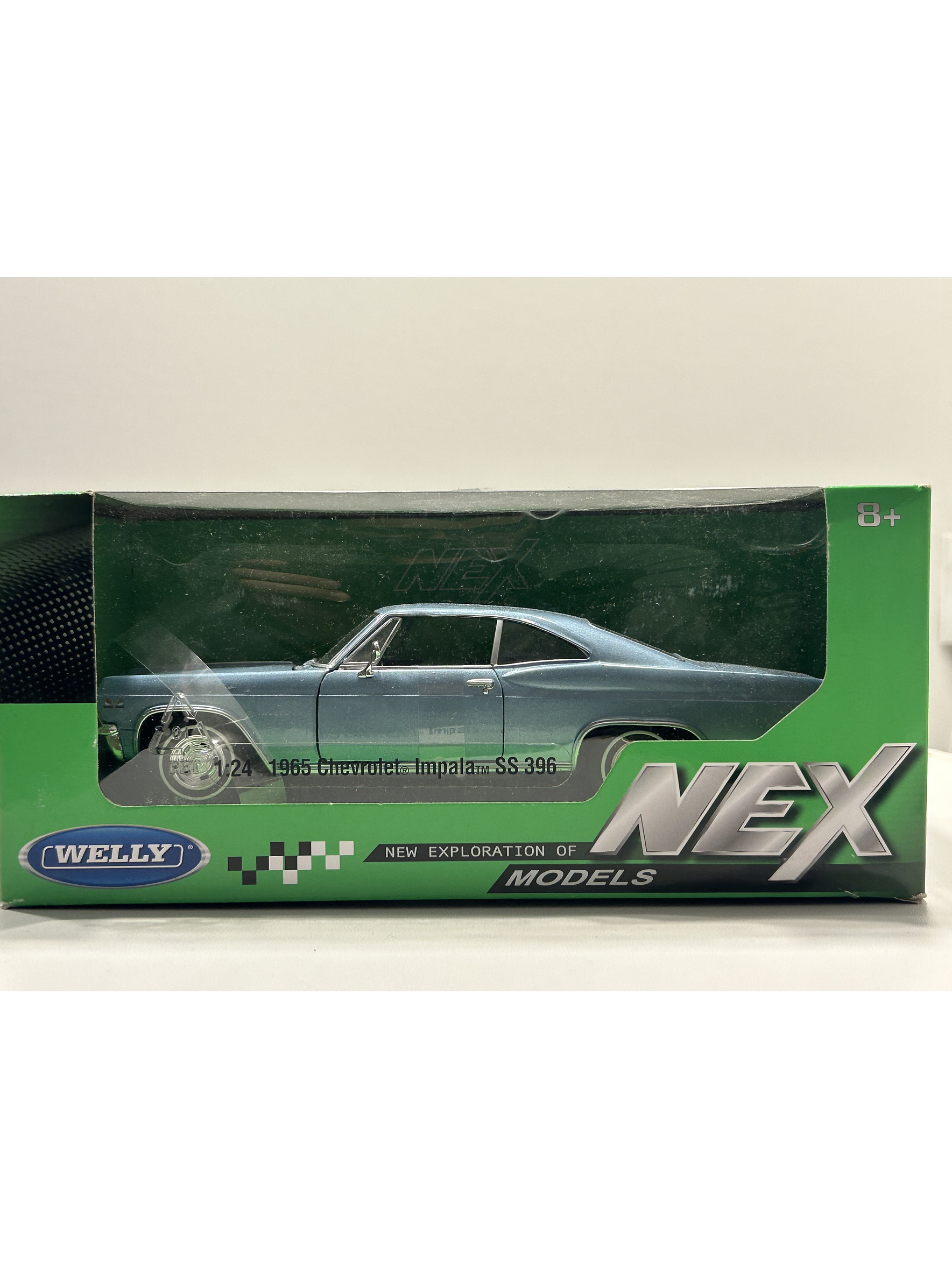 Chevrolet Impala SS 396 1965 – Modelo a Escala 1:24 Welly Diecast Coleccionable 12