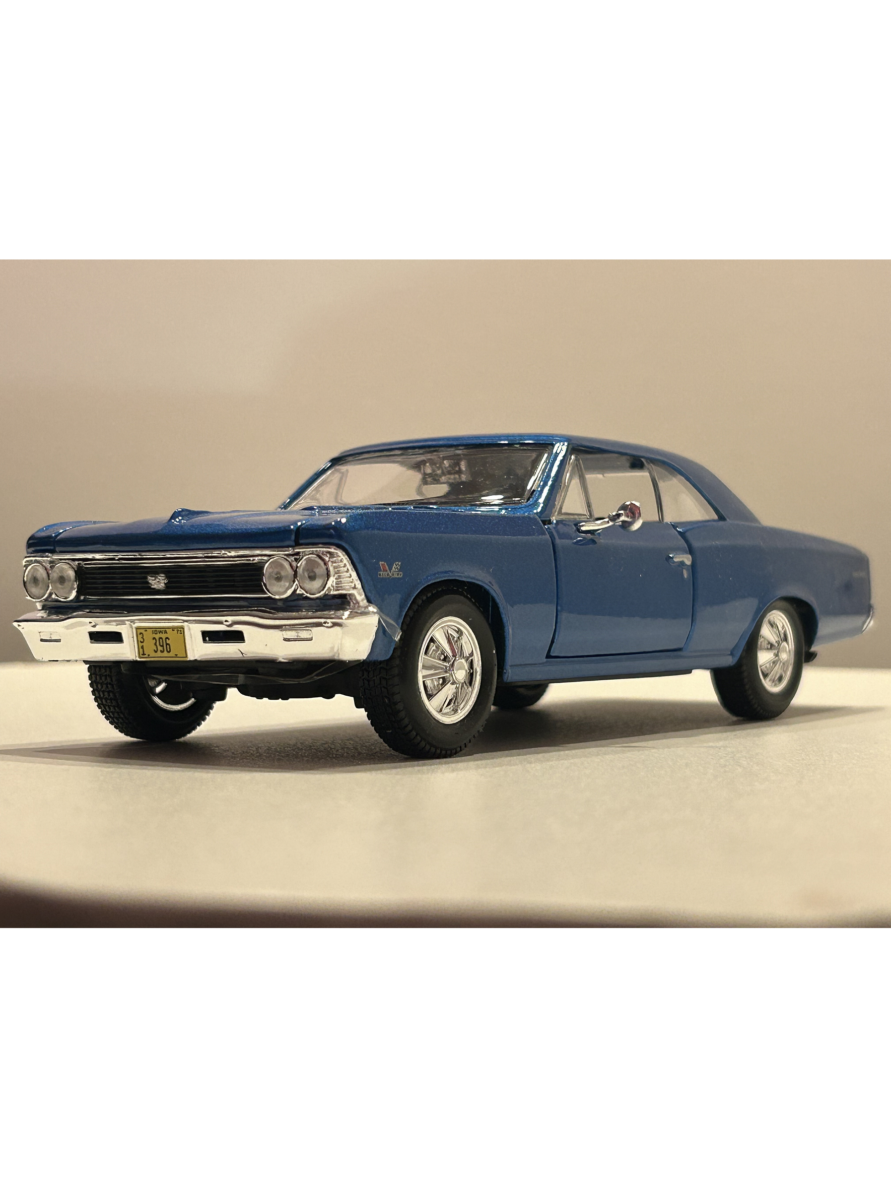 Chevrolet Chevelle SS 396 1966 – Modelo a Escala 1:24 Maisto Diecast Coleccionable 1