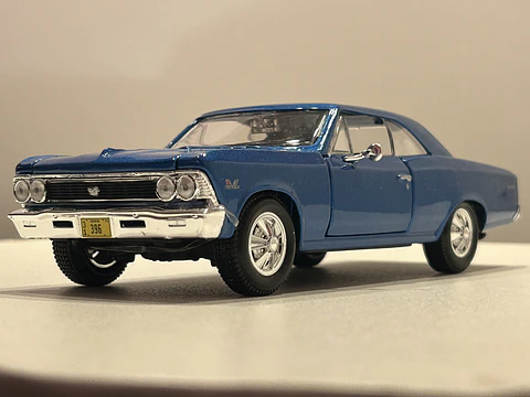 Chevrolet Chevelle SS 396 1966 – Modelo a Escala 1:24 Maisto Diecast Coleccionable