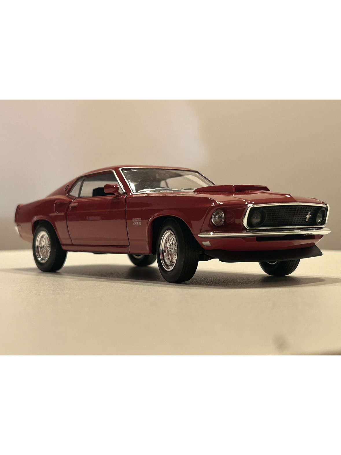 Ford Mustang Boss 429 1969 – Modelo a Escala 1:24 Welly Diecast Coleccionable 3