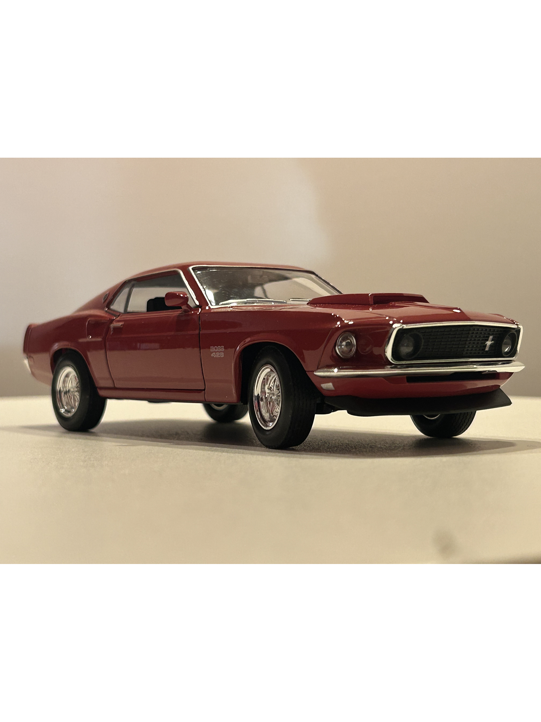 Ford Mustang Boss 429 1969 – Modelo a Escala 1:24 Welly Diecast Coleccionable 3