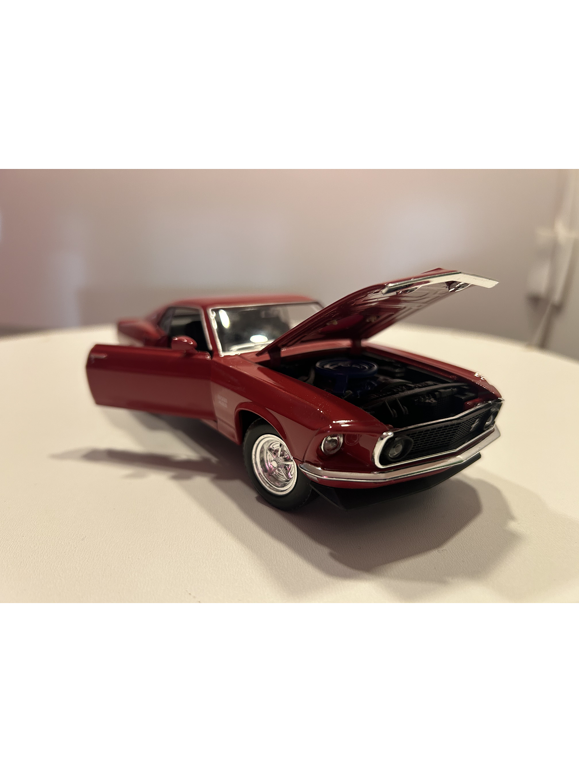 Ford Mustang Boss 429 1969 – Modelo a Escala 1:24 Welly Diecast Coleccionable 4