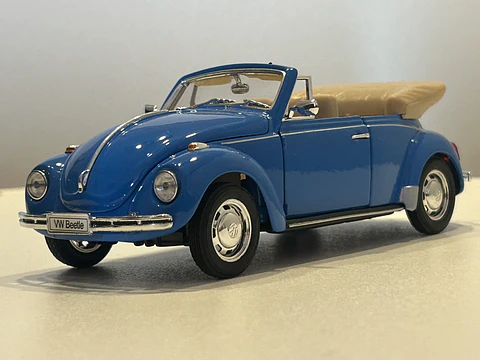 Volkswagen Beetle Cabriolet – Modelo a Escala 1:24 Welly Diecast Coleccionable