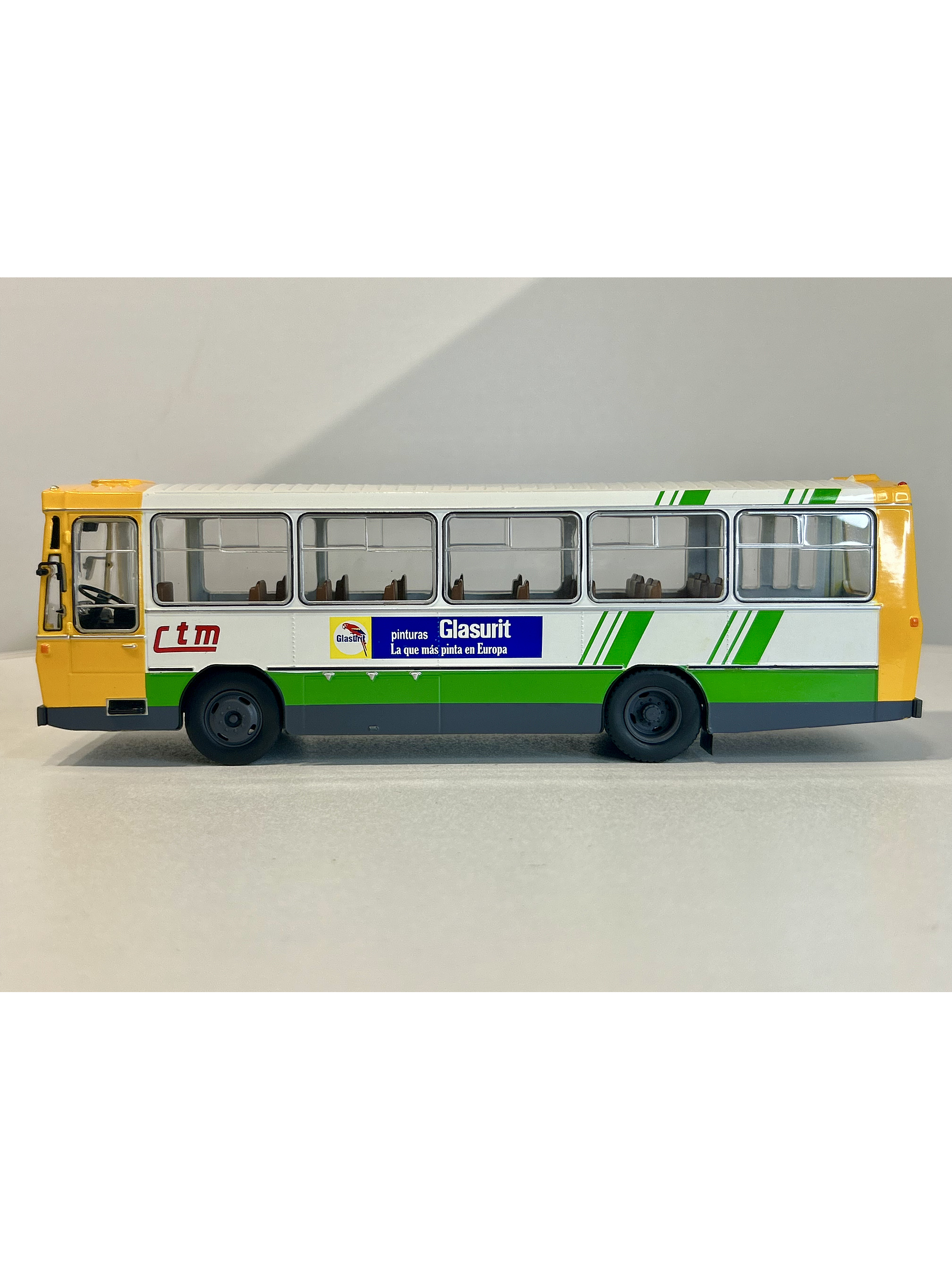 Pegaso 5062A – Autobús Urbano 1976 (1:43) – Colección Pegaso España 8