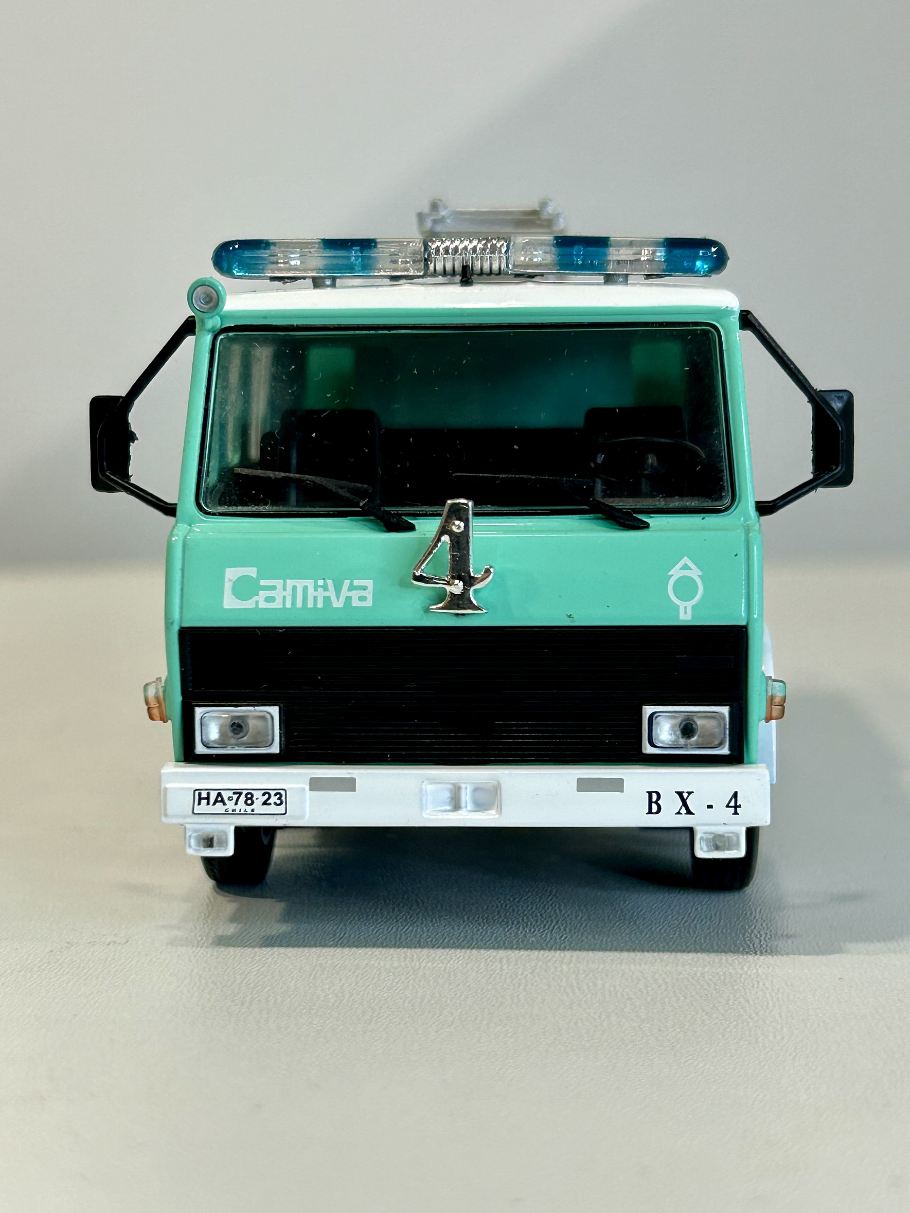 Camión de Bomberos Berliet 770 KB6 – Bomba Arturo Prat Antofagasta 1:43 | Ruta Nostalgia 3