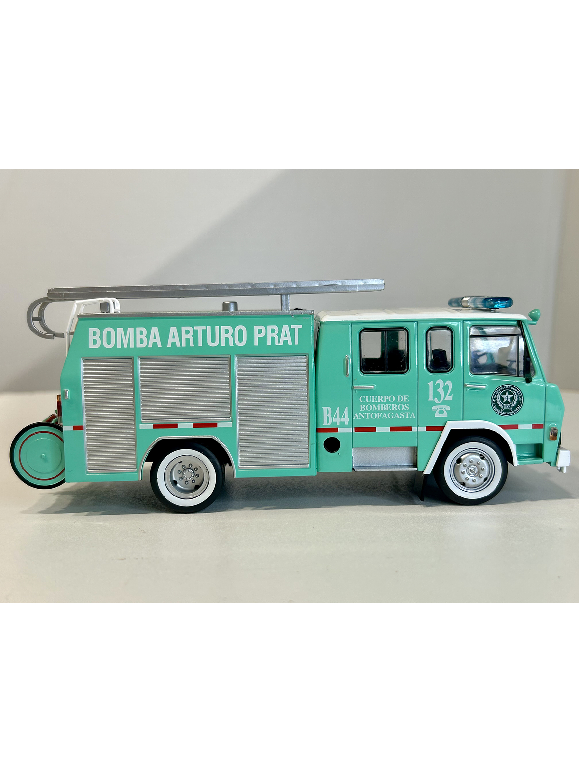 Camión de Bomberos Berliet 770 KB6 – Bomba Arturo Prat Antofagasta 1:43 | Ruta Nostalgia 5