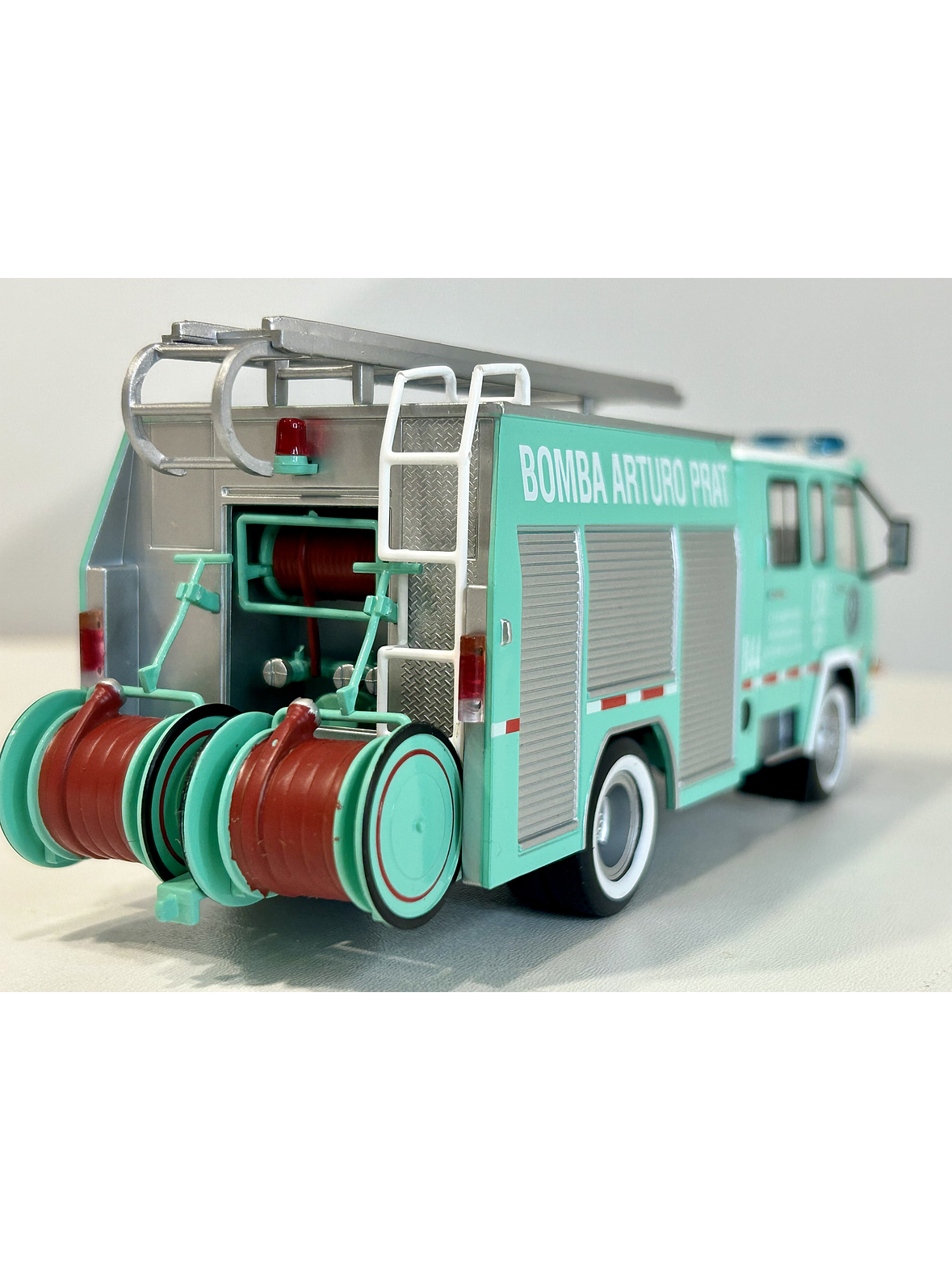 Camión de Bomberos Berliet 770 KB6 – Bomba Arturo Prat Antofagasta 1:43 | Ruta Nostalgia 6