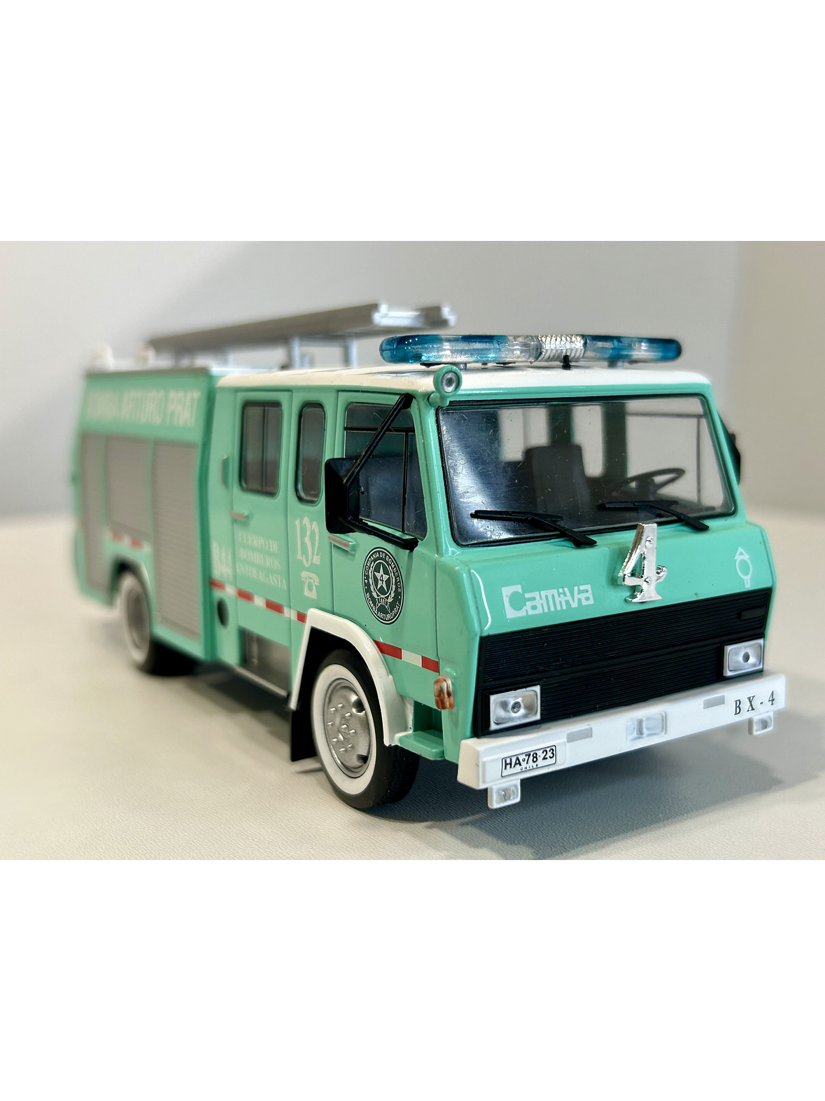Camión de Bomberos Berliet 770 KB6 – Bomba Arturo Prat Antofagasta 1:43 | Ruta Nostalgia 4
