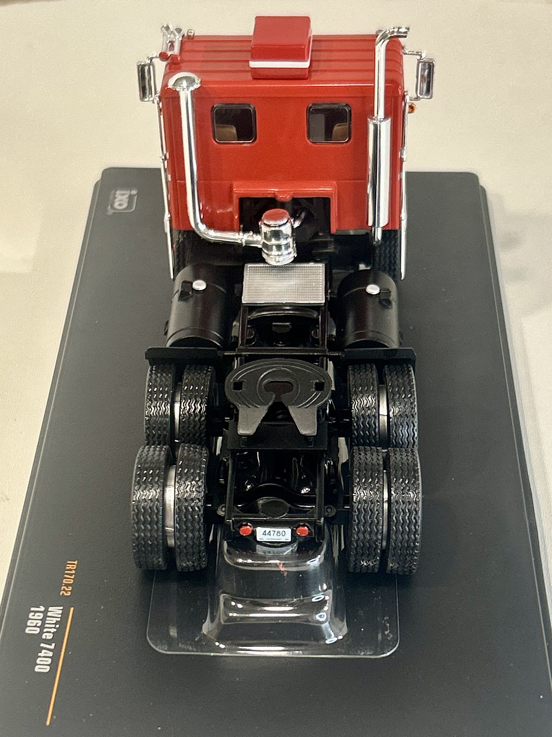 Camión White 7400 1960 | IXO Models 1:43 – Clásico americano de los 60 6