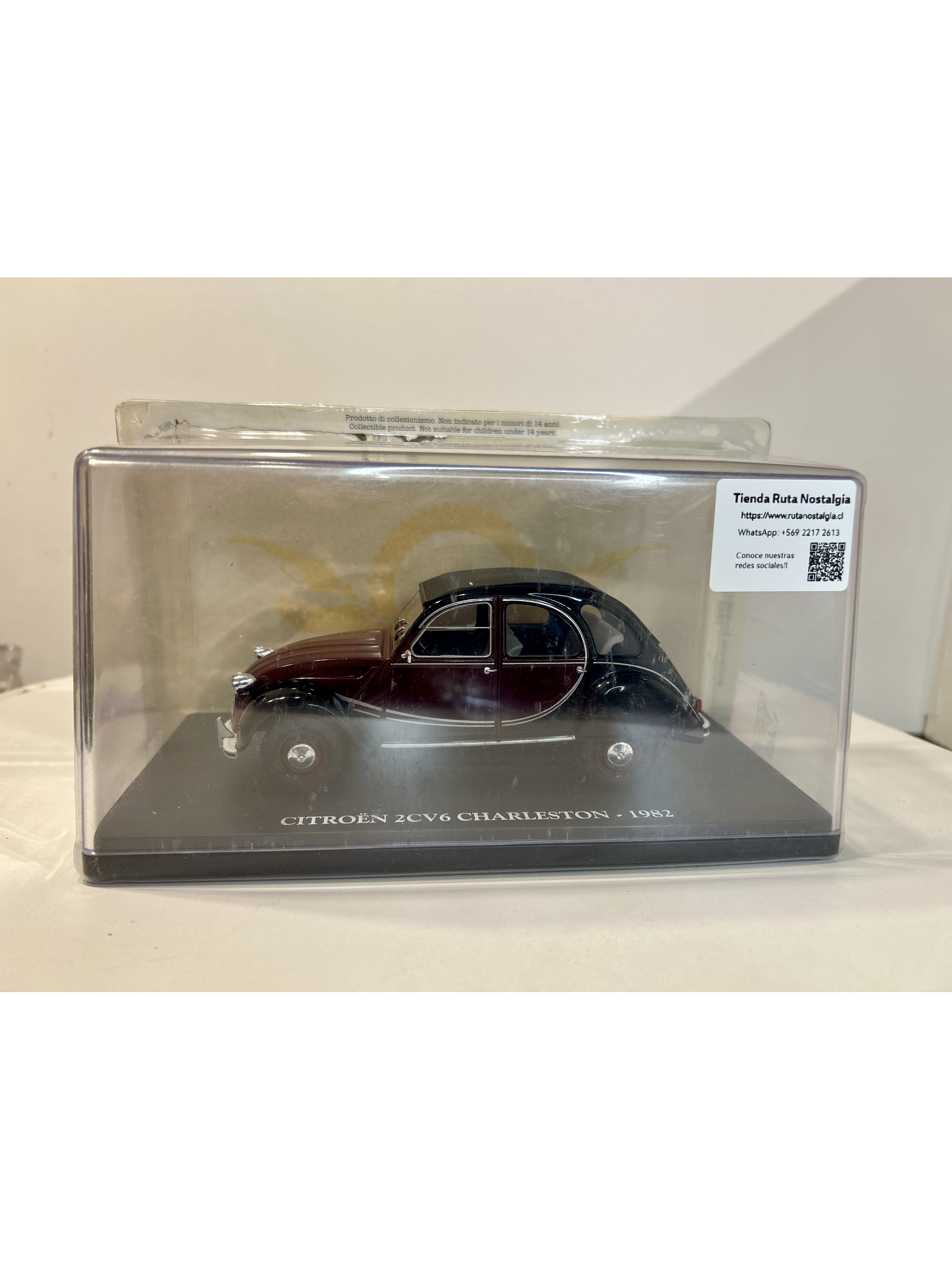 Citroën 2CV6 Charleston 1982 dark red/black – Fabbri Editori 1:24 | Clásico francés de dos tonos para coleccionistas 9