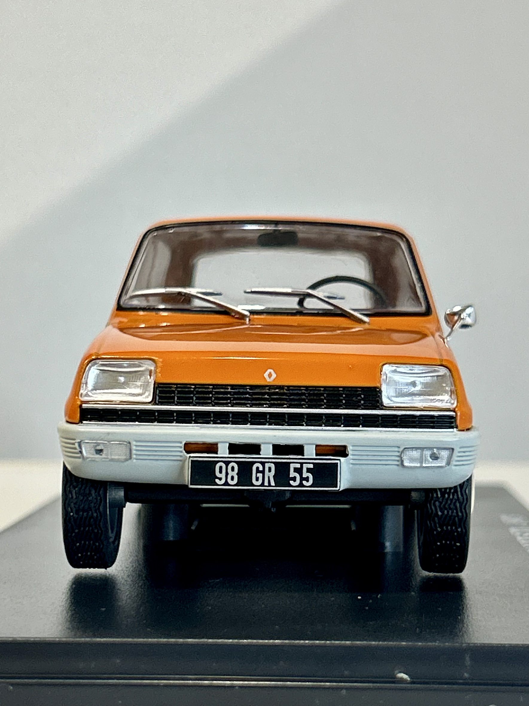 Renault 5 TL 1973 naranja 1:24 Fabbri Editori – Supermini francés icónico para coleccionistas 2