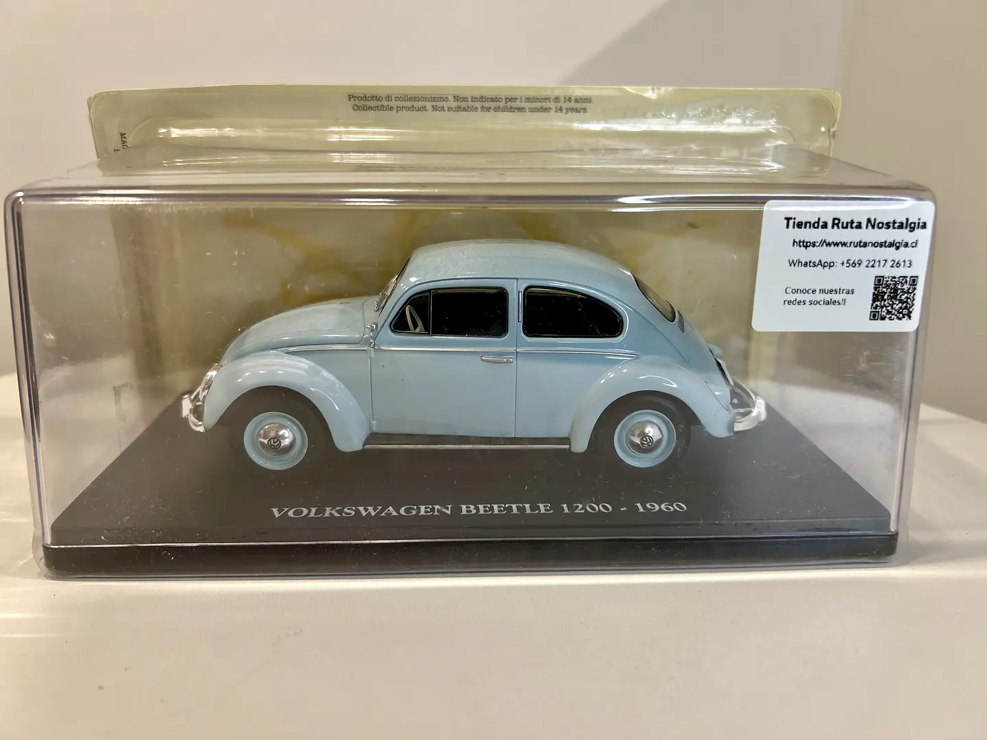 Auto Volkswagen Beetle 1200 1973 celeste 1:24 Fabbri Editori 9