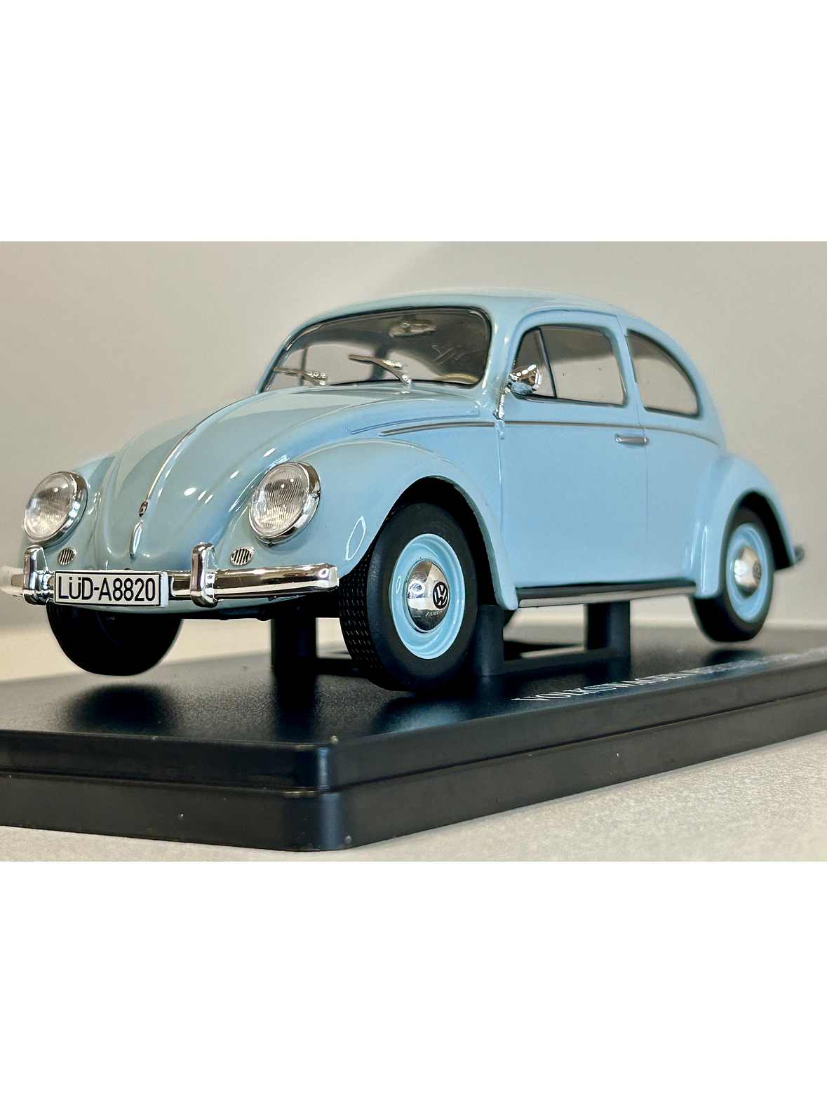Volkswagen Beetle 1200 1973 celeste 1:24 Fabbri Editori – Escarabajo clásico en Chile 1
