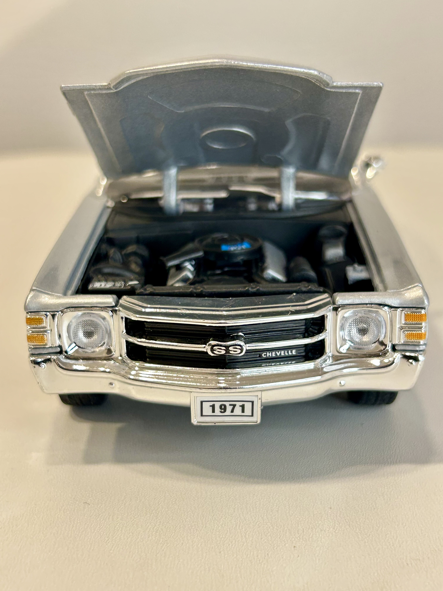 Chevrolet Chevelle SS 454 Convertible 1971 – Modelo a Escala 1:24 Welly Diecast Coleccionable 15