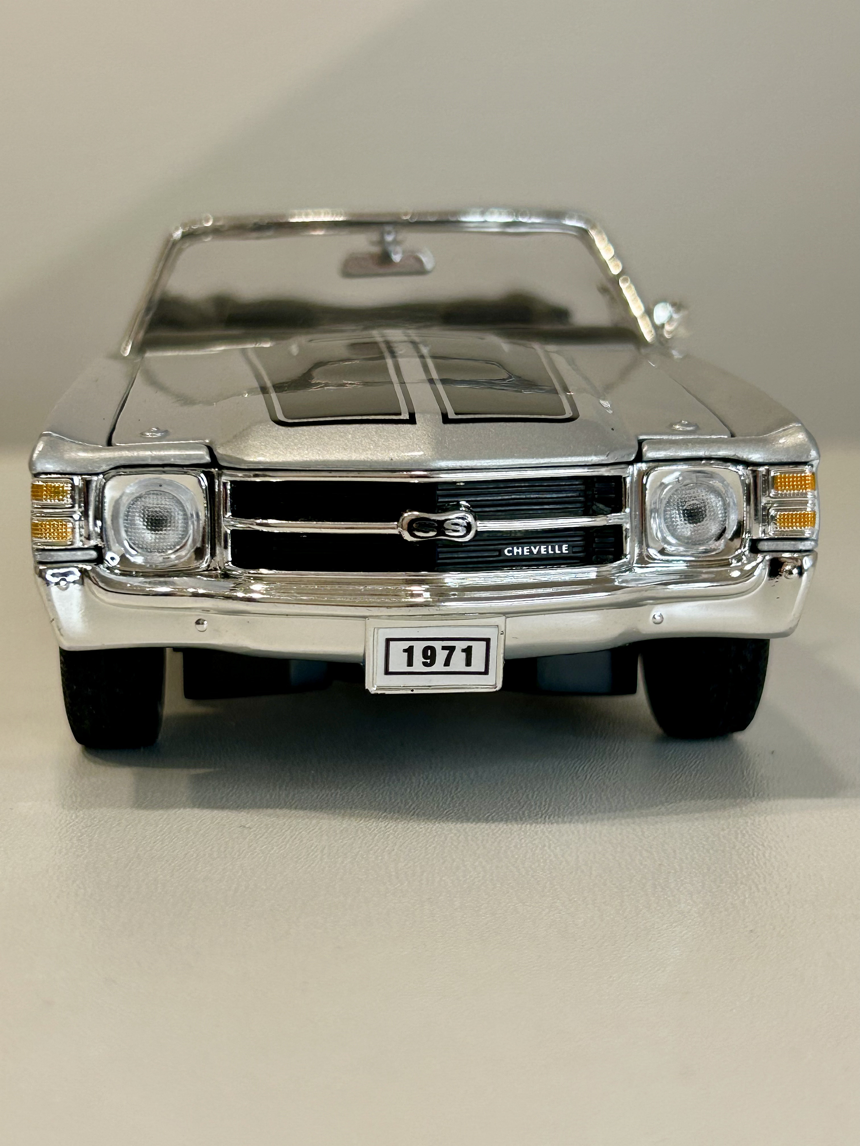 Chevrolet Chevelle SS 454 Convertible 1971 – Modelo a Escala 1:24 Welly Diecast Coleccionable 13