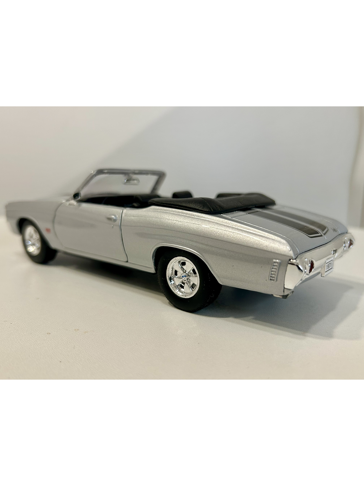 Chevrolet Chevelle SS 454 Convertible 1971 – Modelo a Escala 1:24 Welly Diecast Coleccionable 19